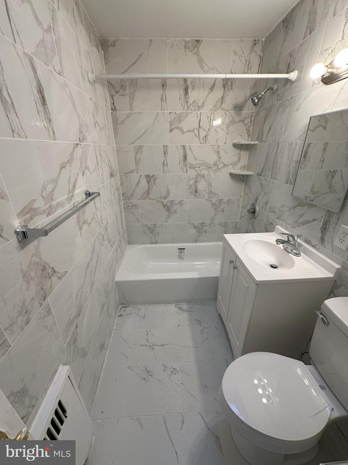 PHILADELPHIA (NORTHEAST) - Residential