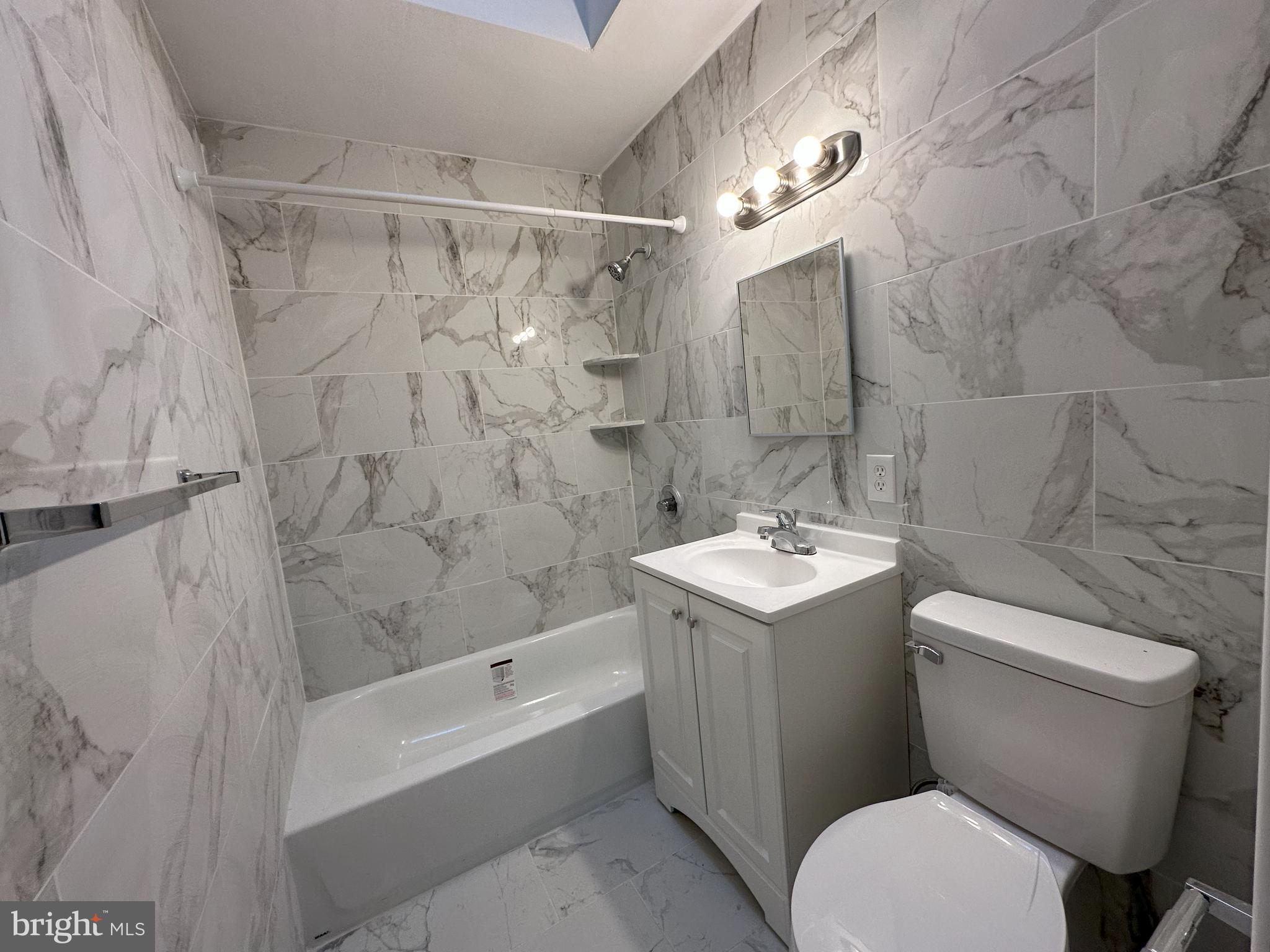 PHILADELPHIA (NORTHEAST) - Residential