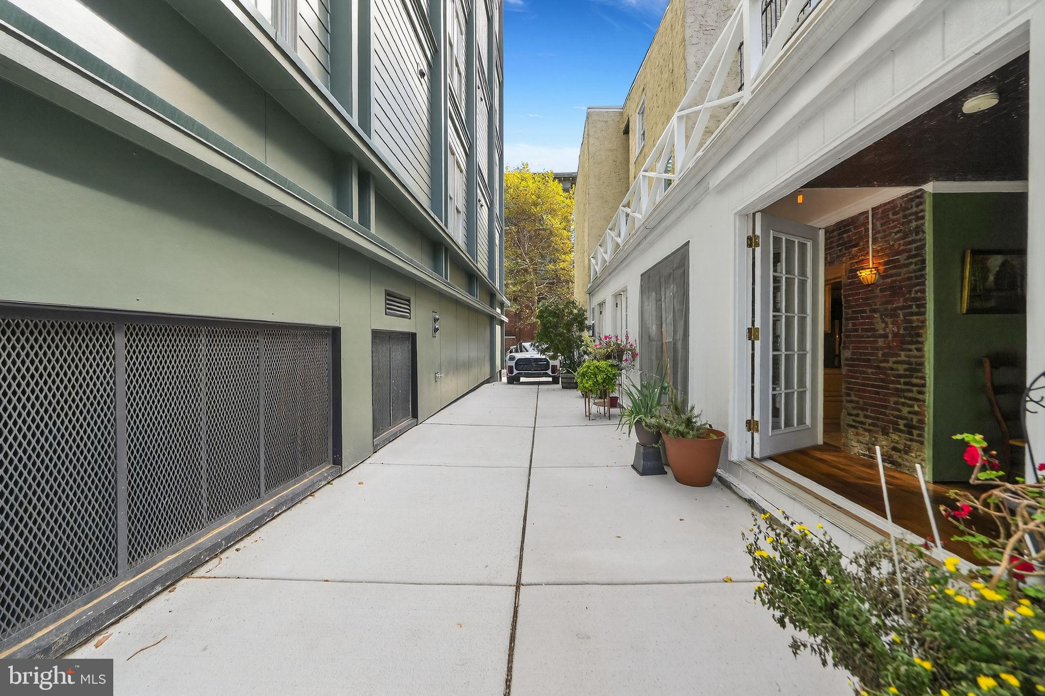 OLD CITY - Residential