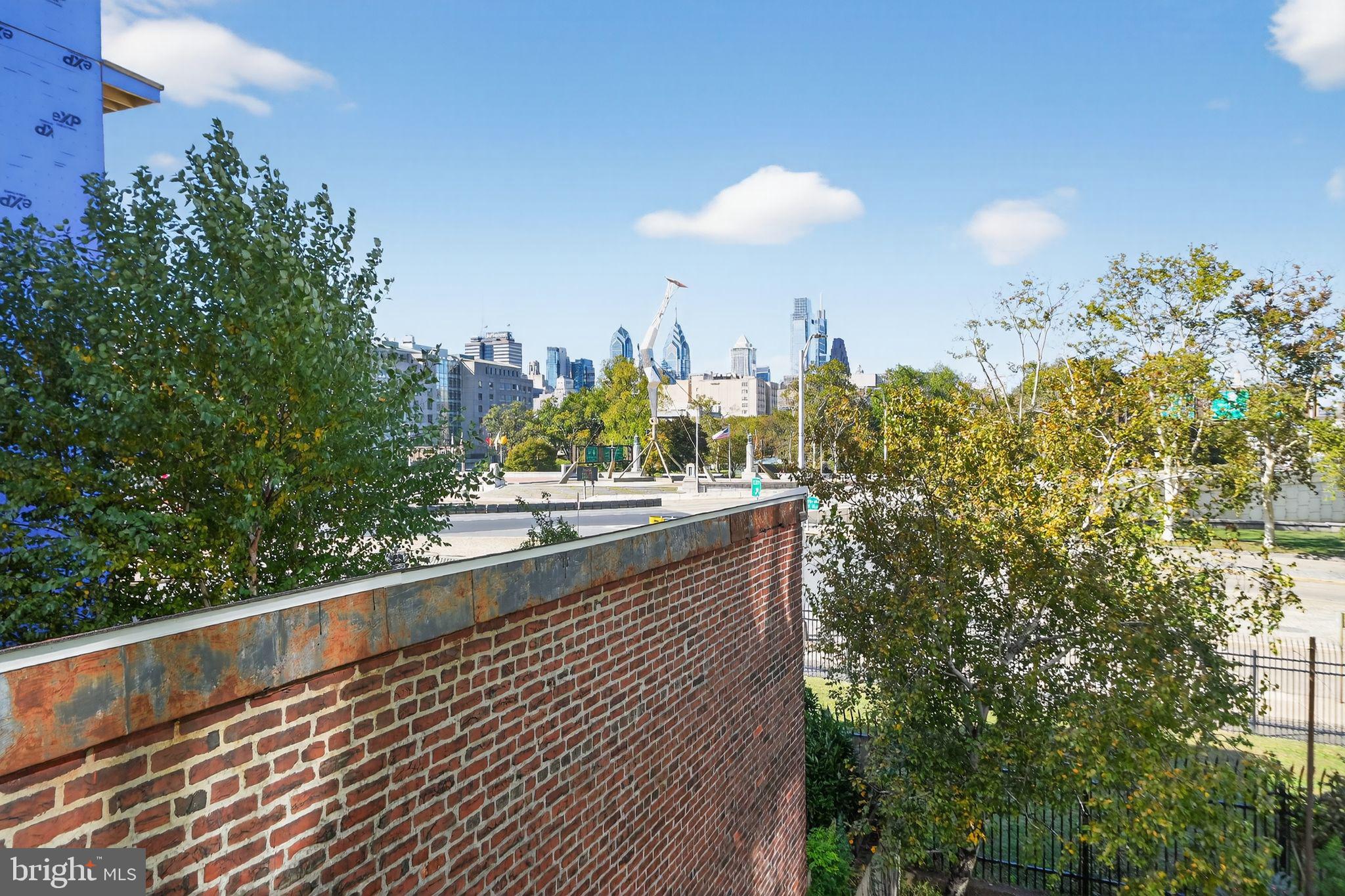 OLD CITY - Residential