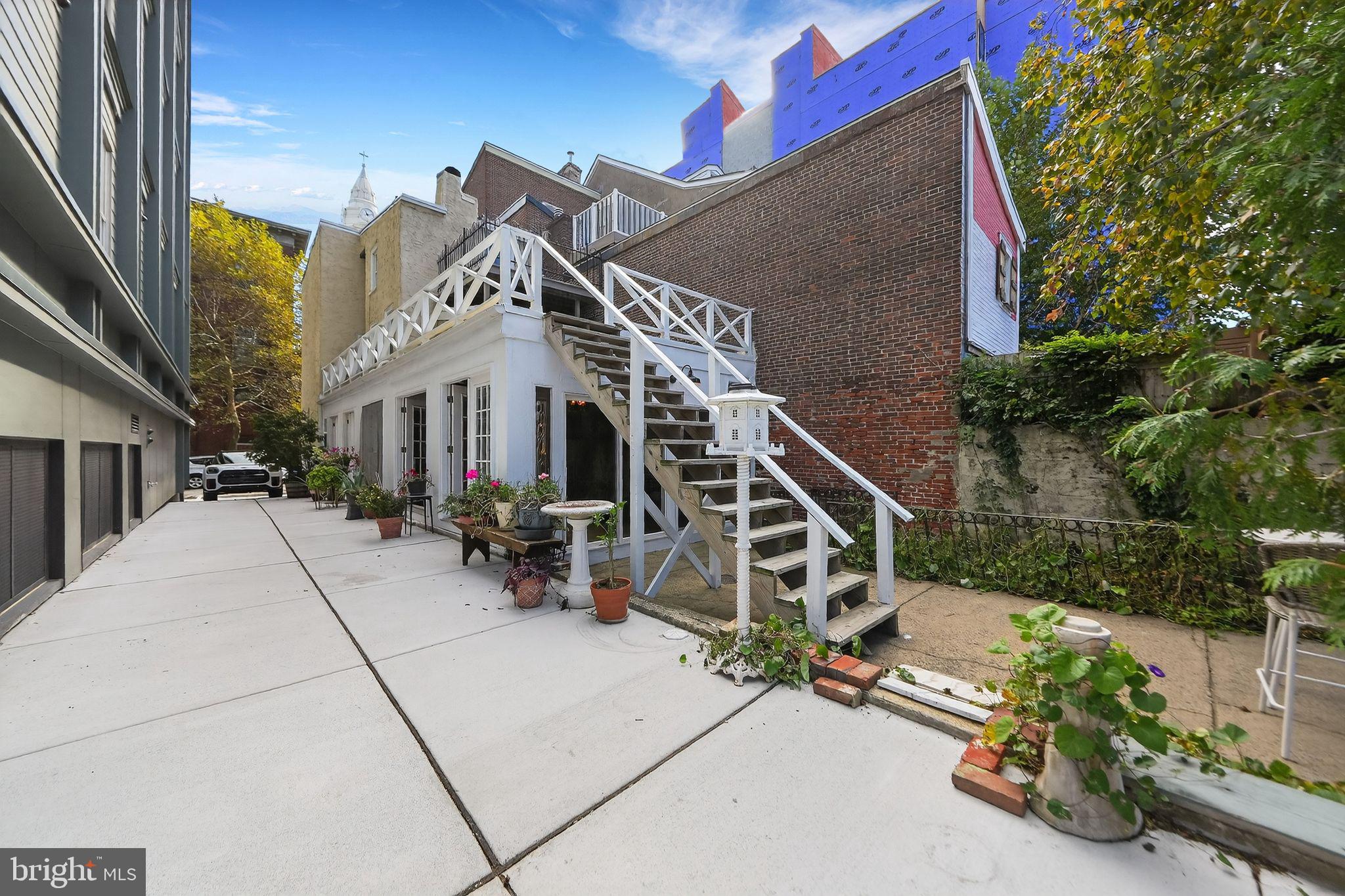 OLD CITY - Residential