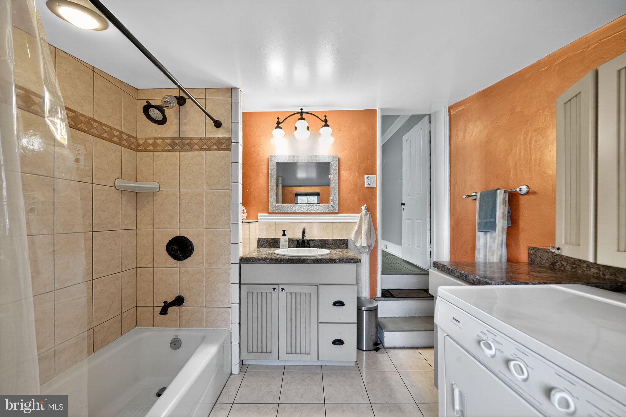 OLD CITY - Residential