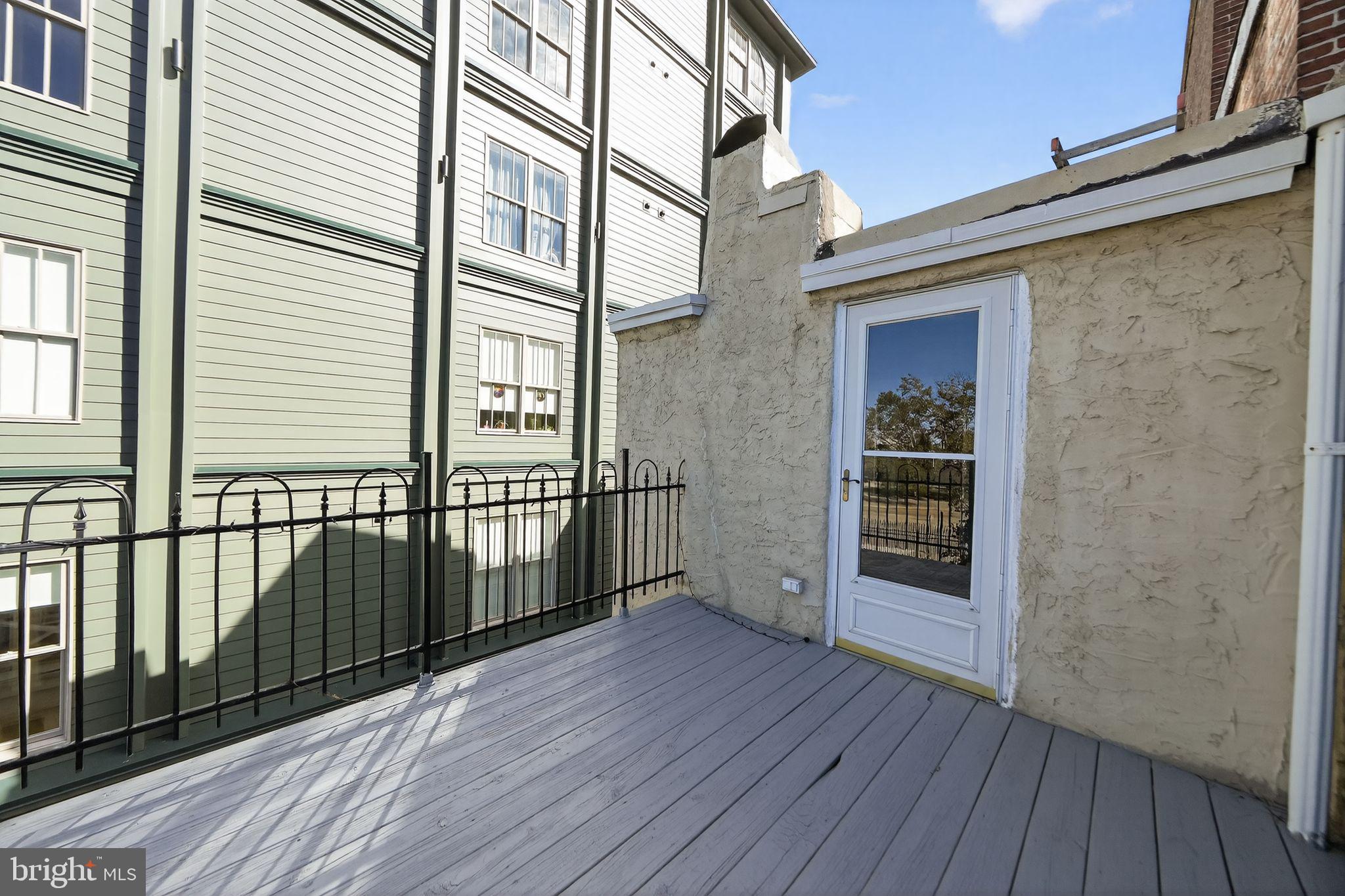 OLD CITY - Residential