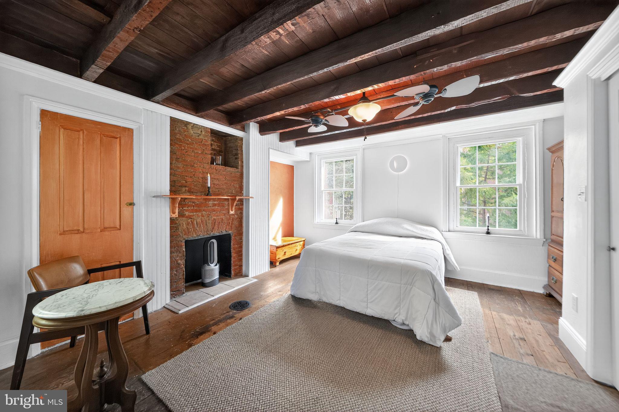 OLD CITY - Residential