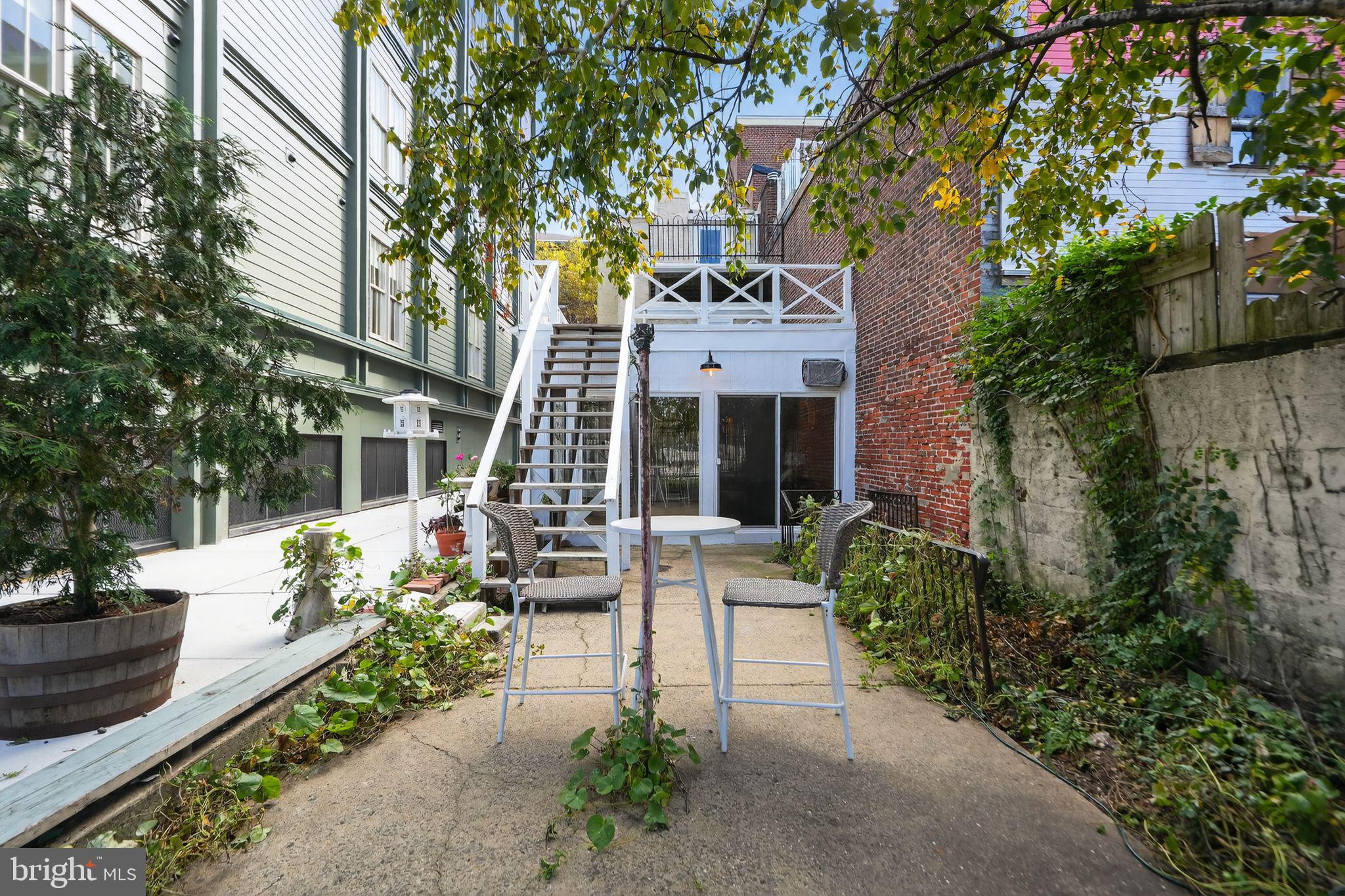 OLD CITY - Residential