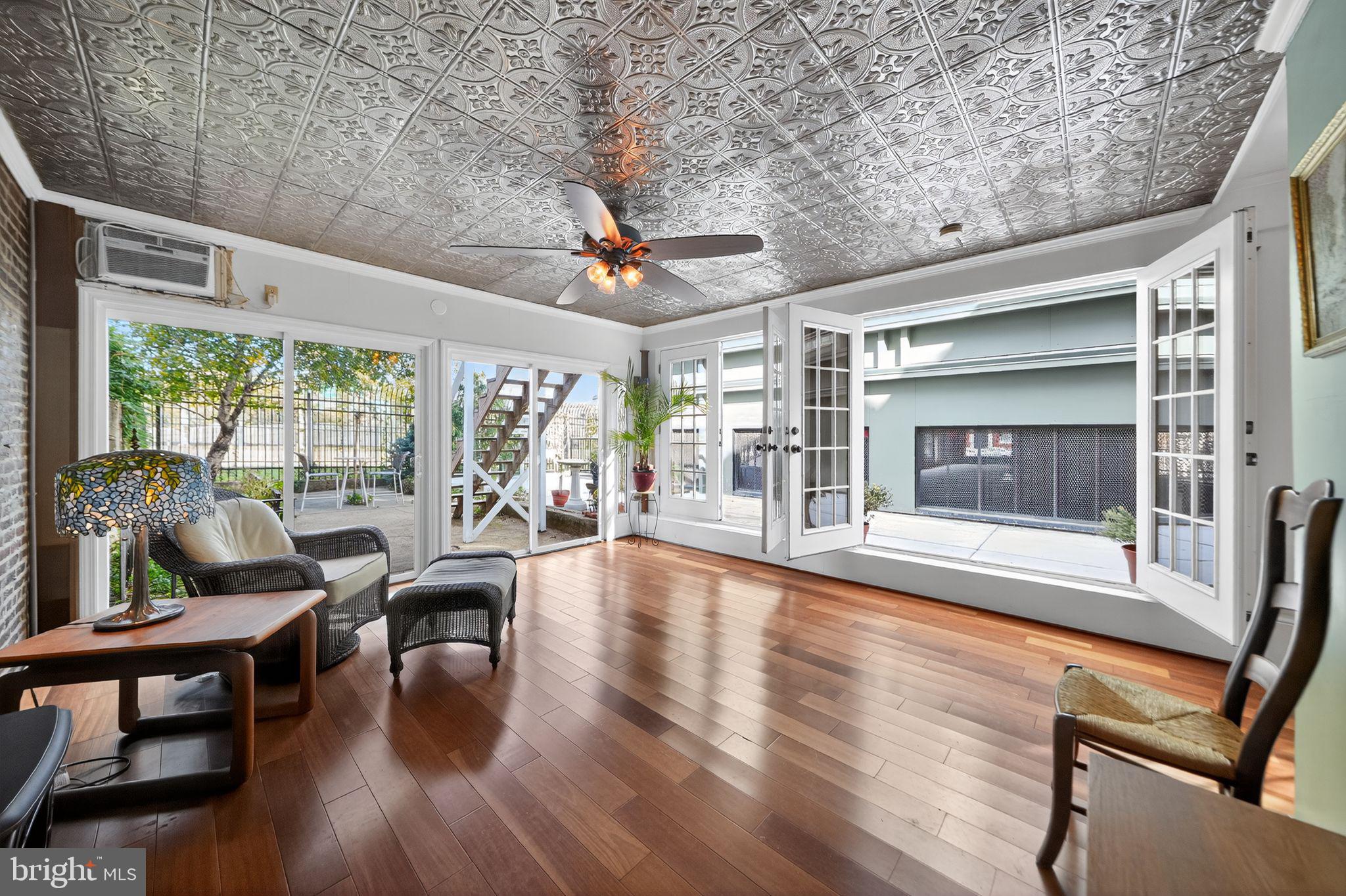 OLD CITY - Residential