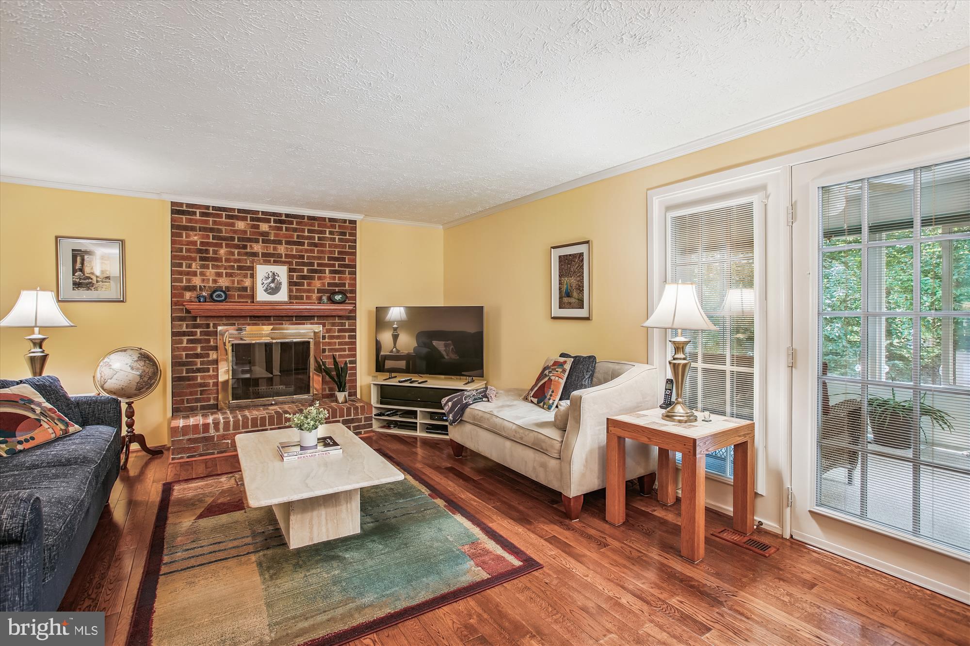 15304 IRIS LANE