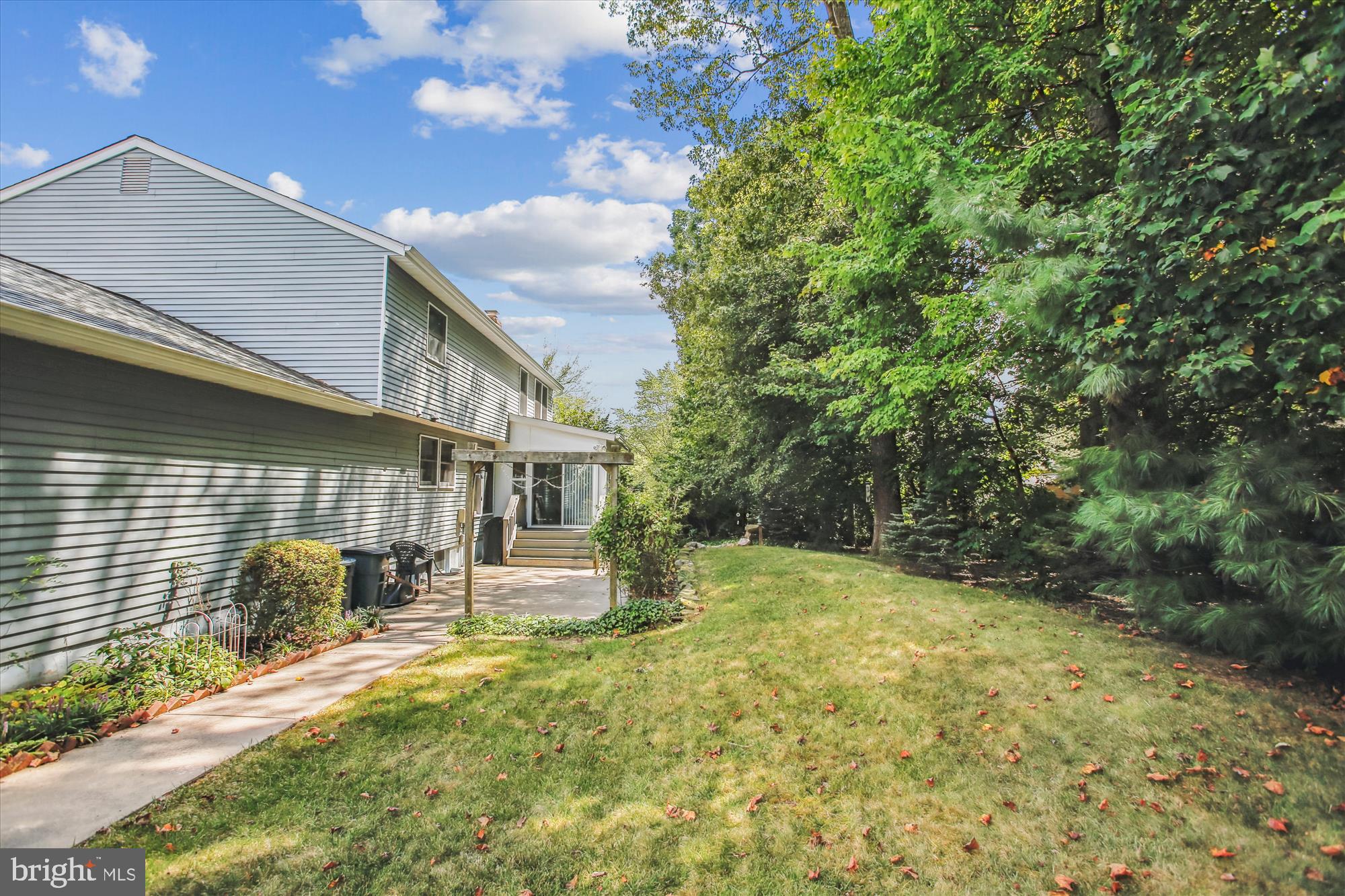 MONTCLAIR - Residential