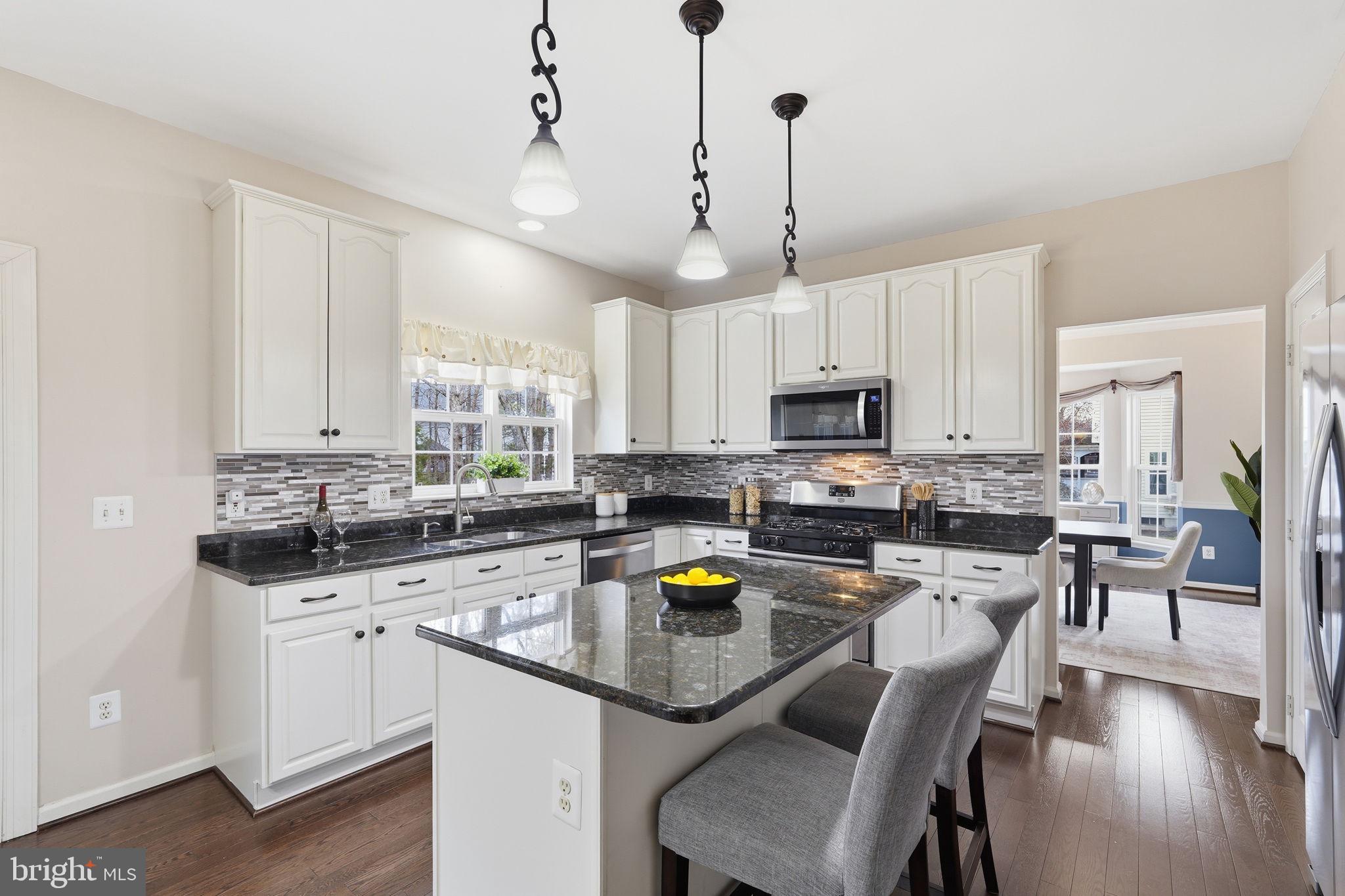 BROADLANDS - Residential