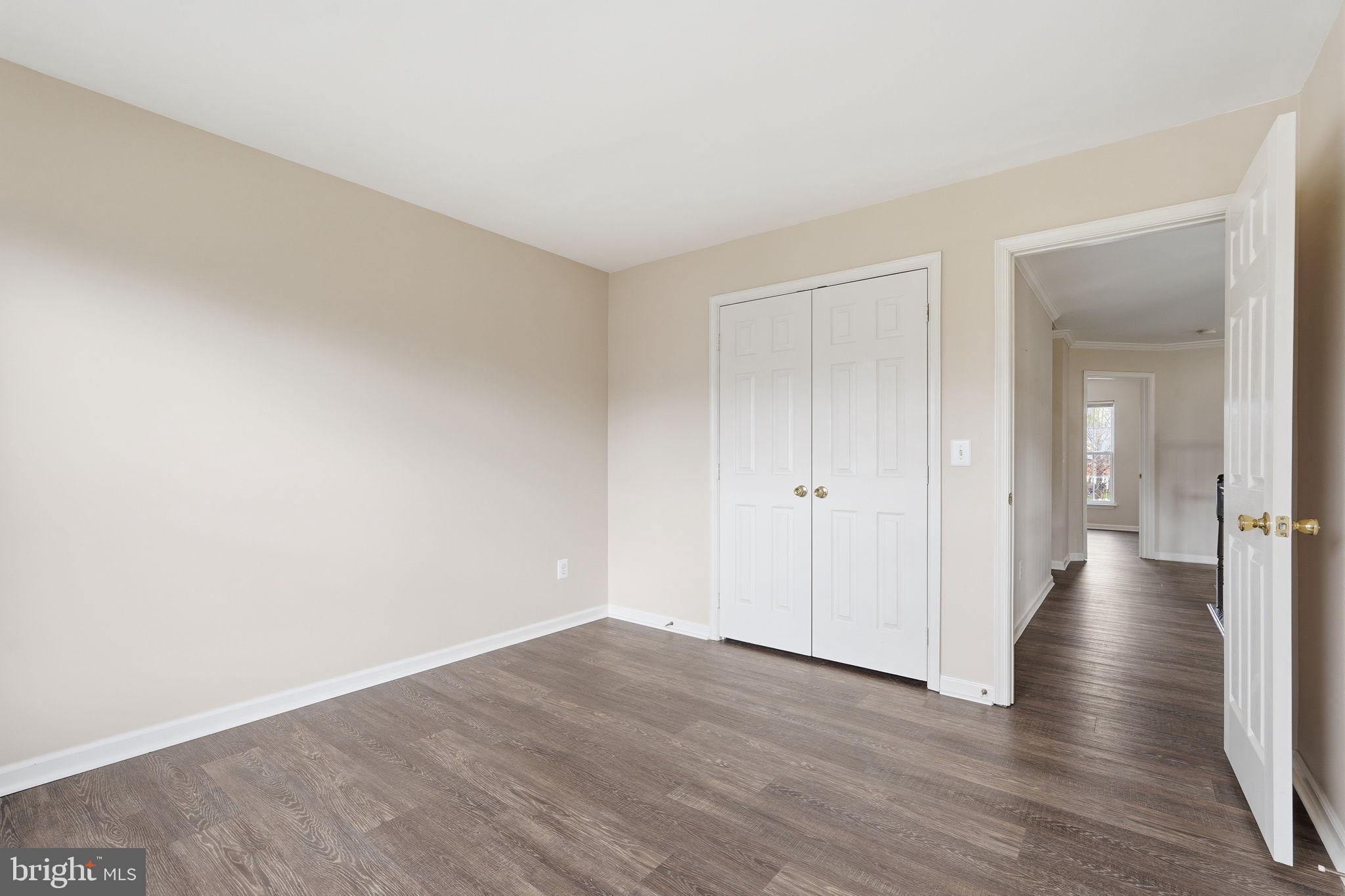 BROADLANDS - Residential