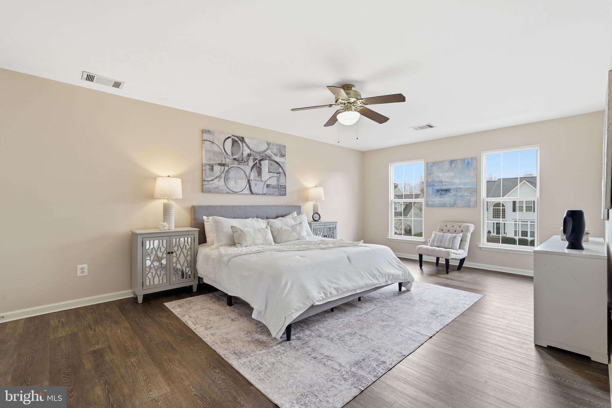 BROADLANDS - Residential