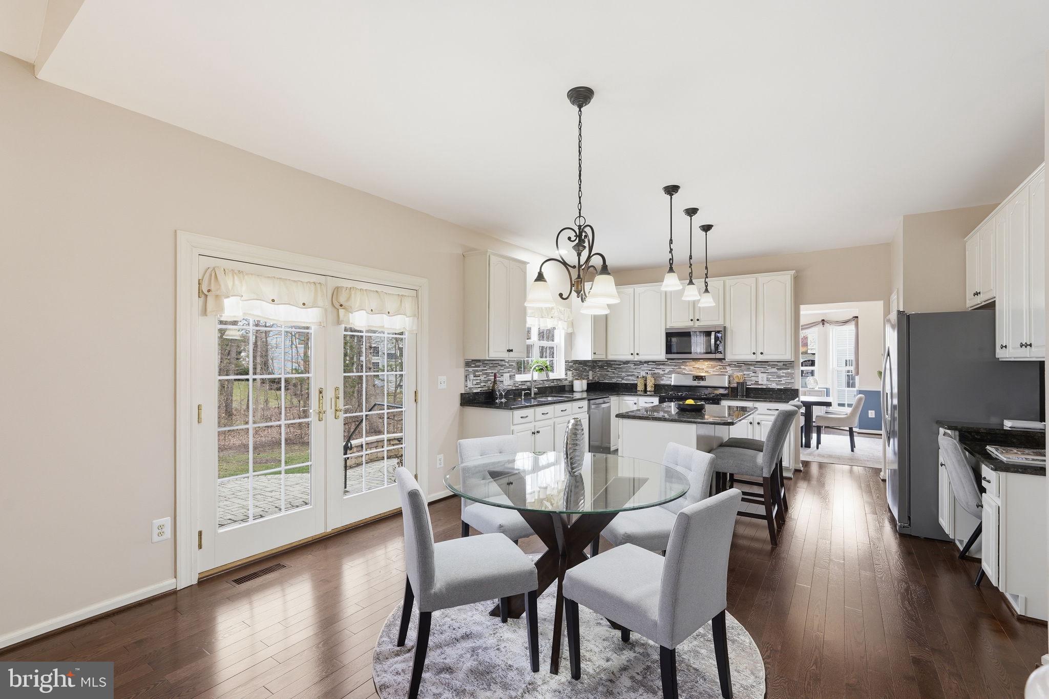 BROADLANDS - Residential