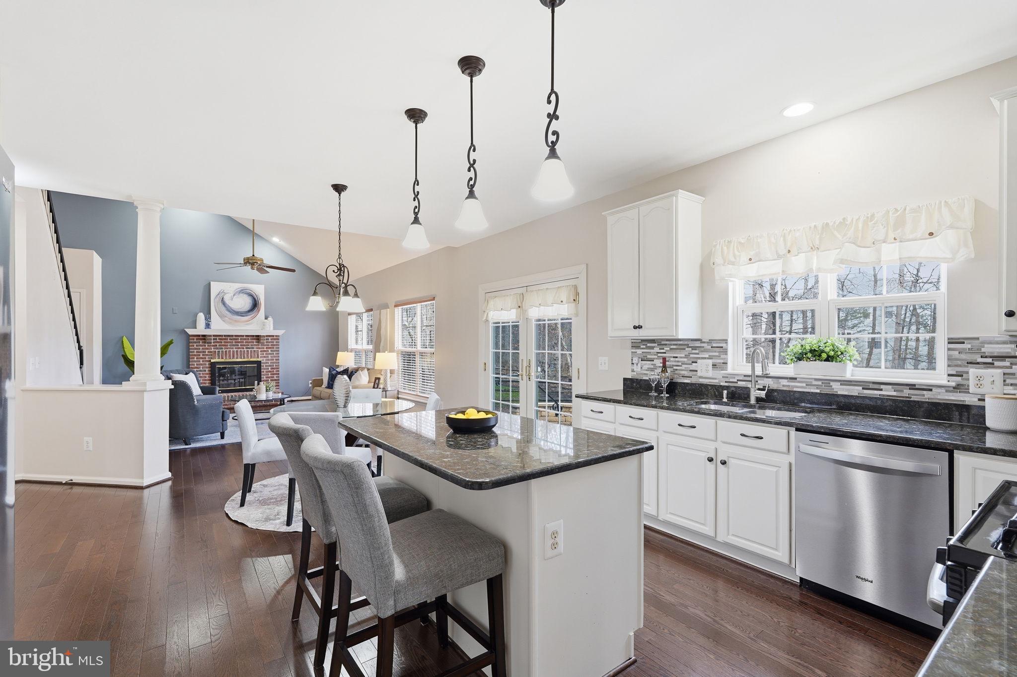 BROADLANDS - Residential