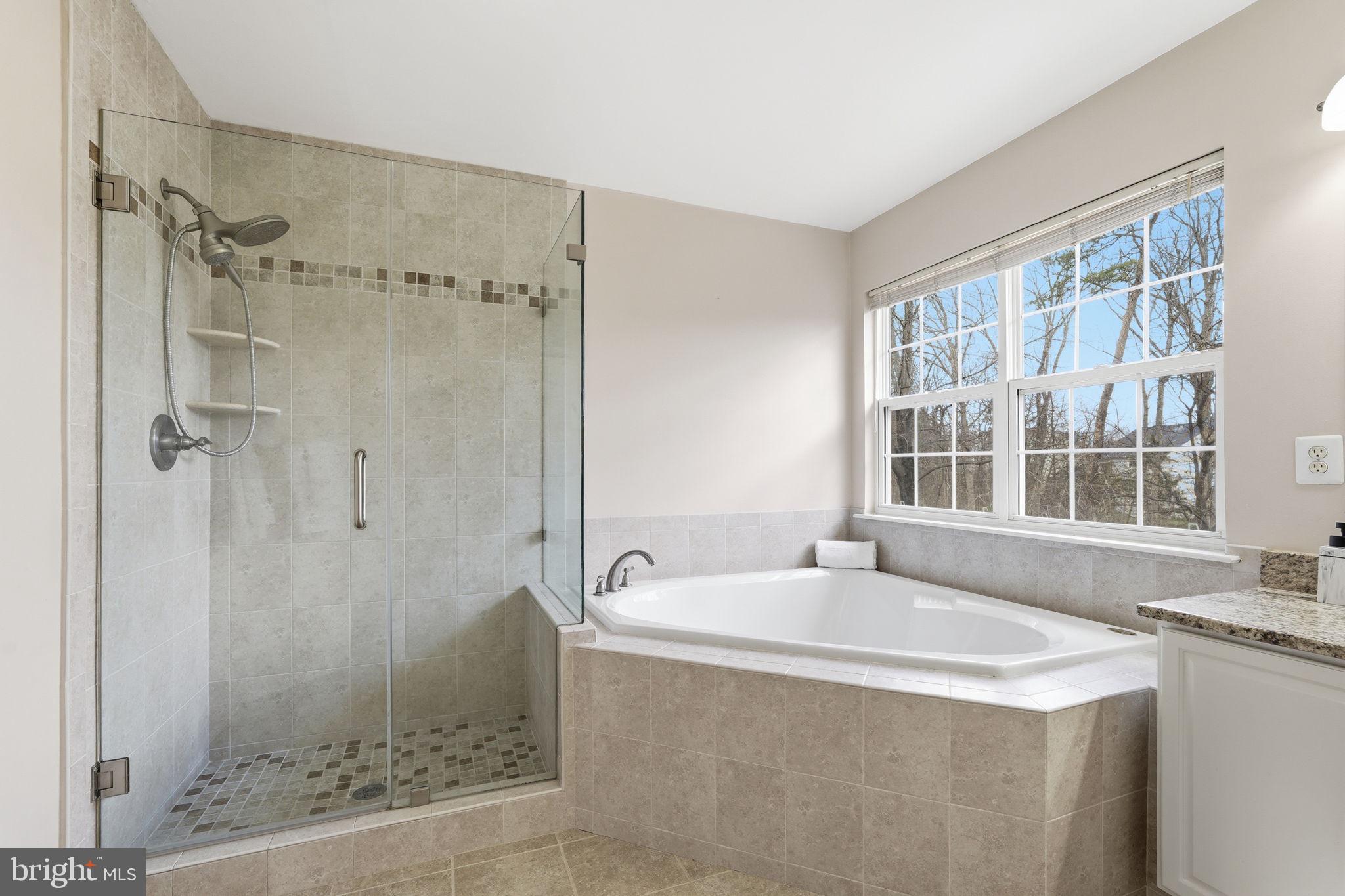 BROADLANDS - Residential