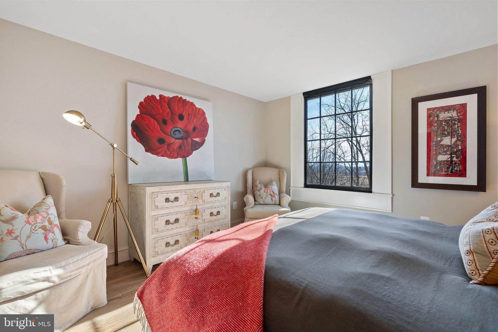 FLINT HILL - Residential