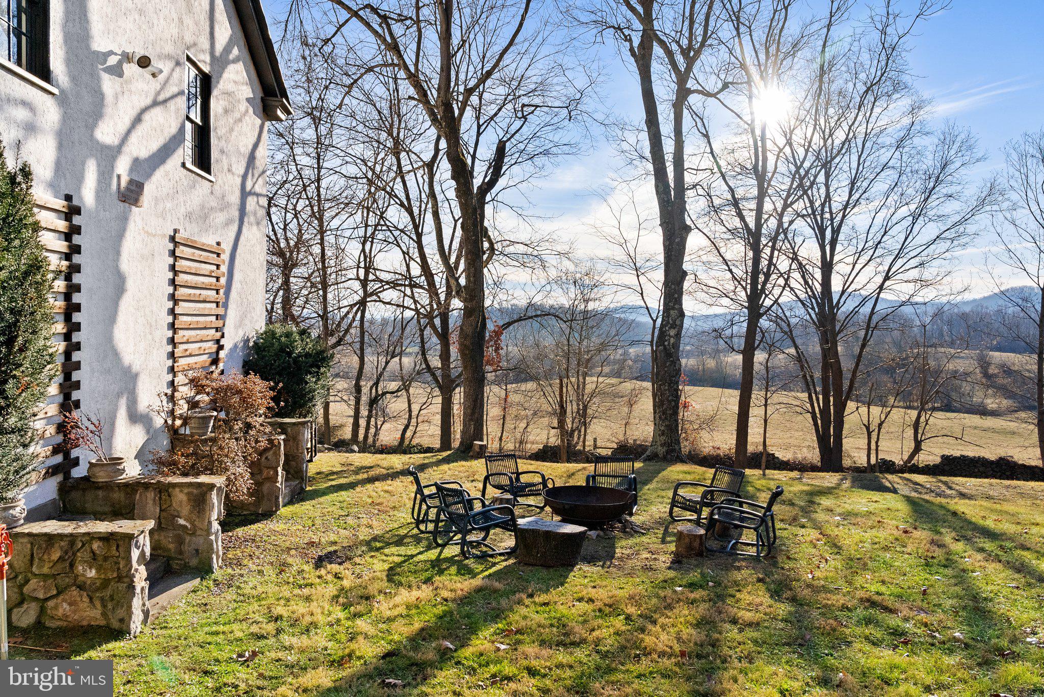 FLINT HILL - Residential