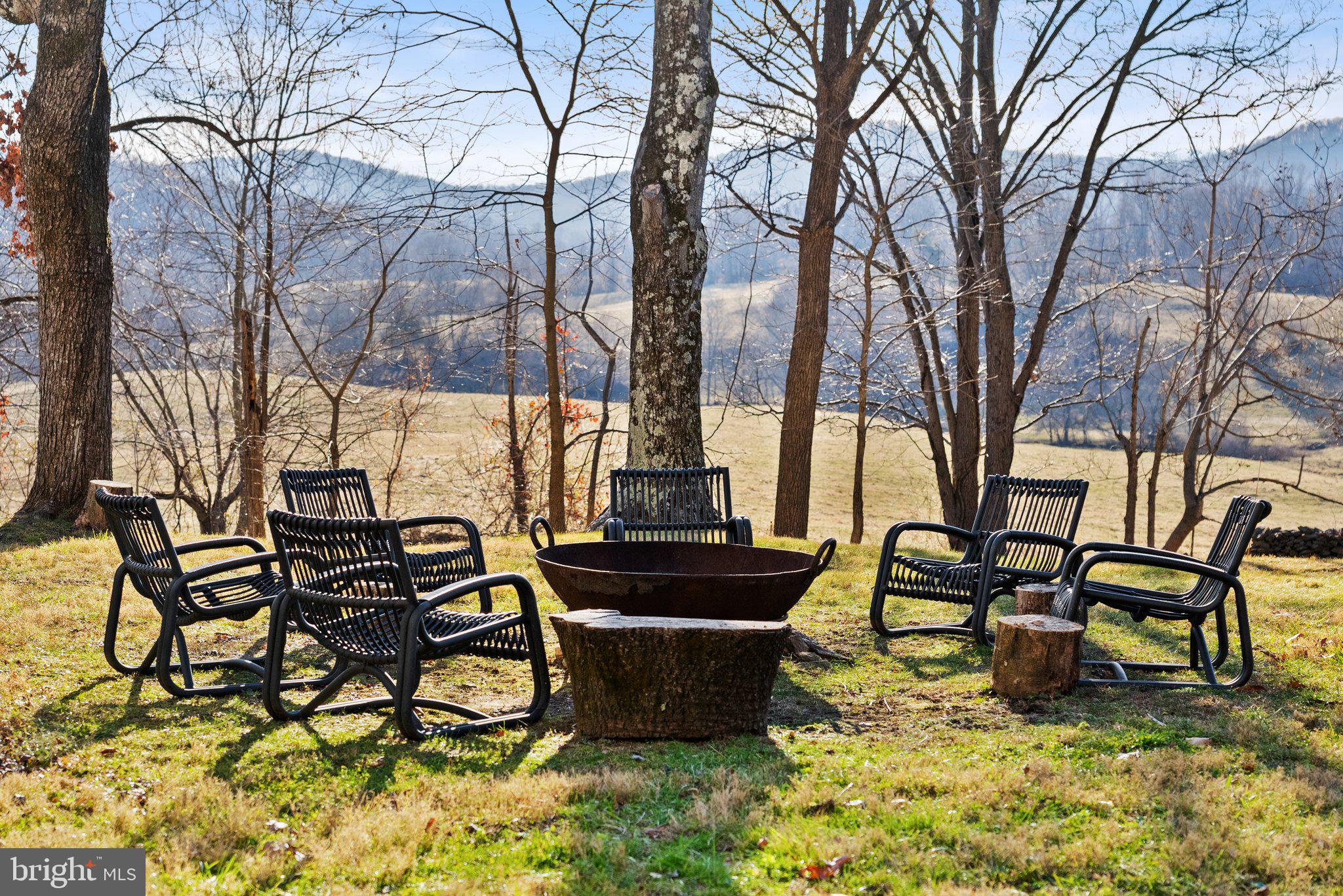 FLINT HILL - Residential