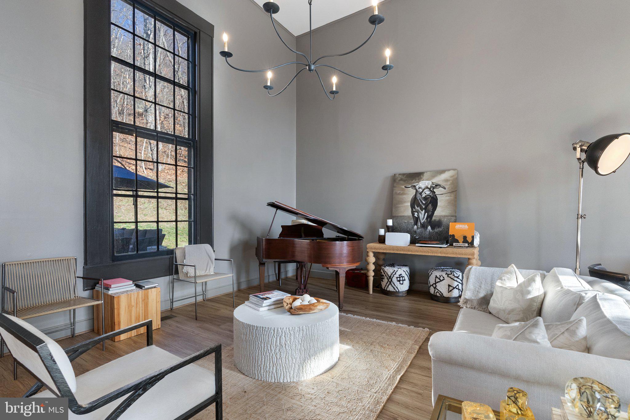 FLINT HILL - Residential