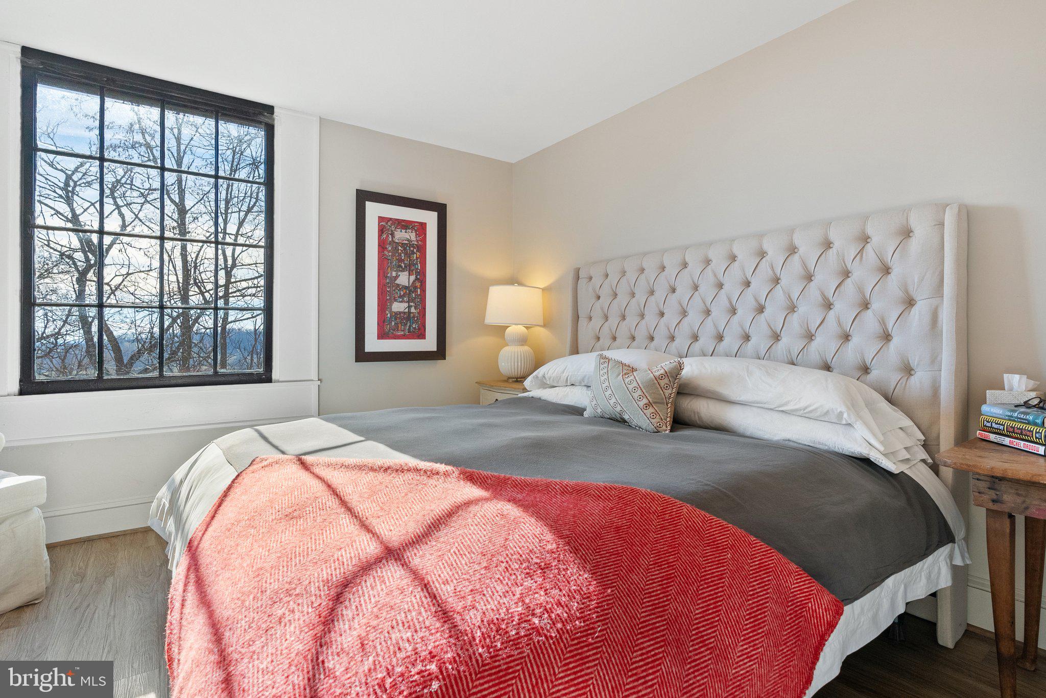 FLINT HILL - Residential