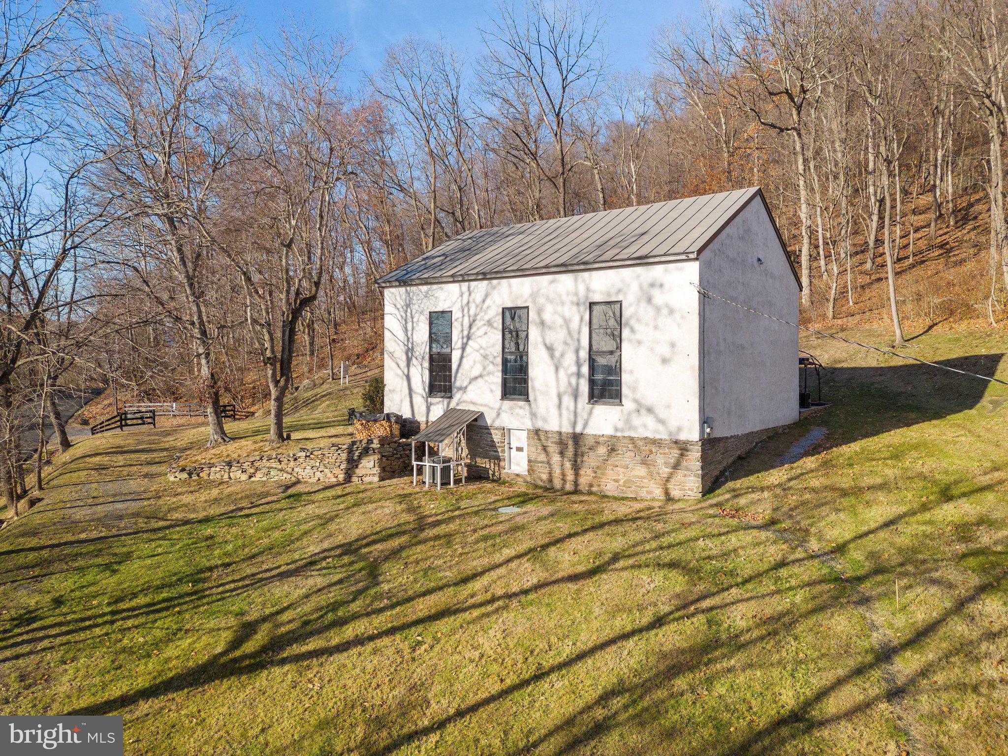 FLINT HILL - Residential