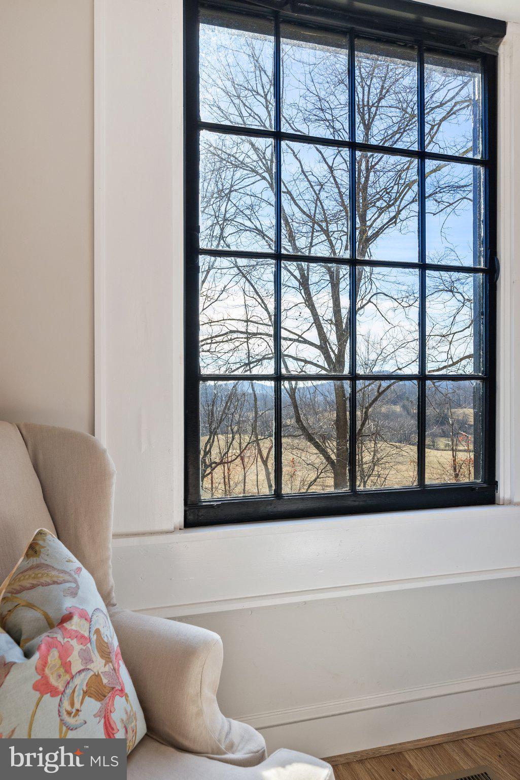 FLINT HILL - Residential