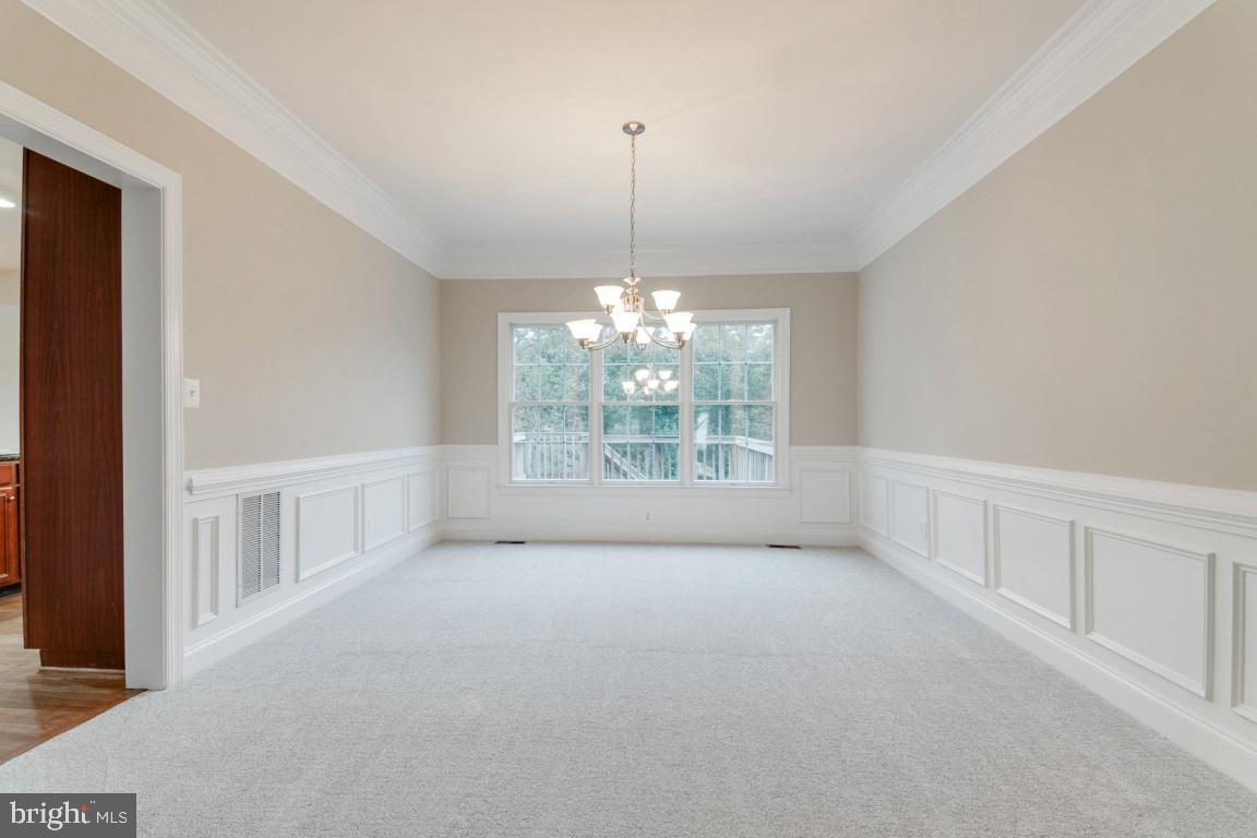 SOUTH RIDING - Residential