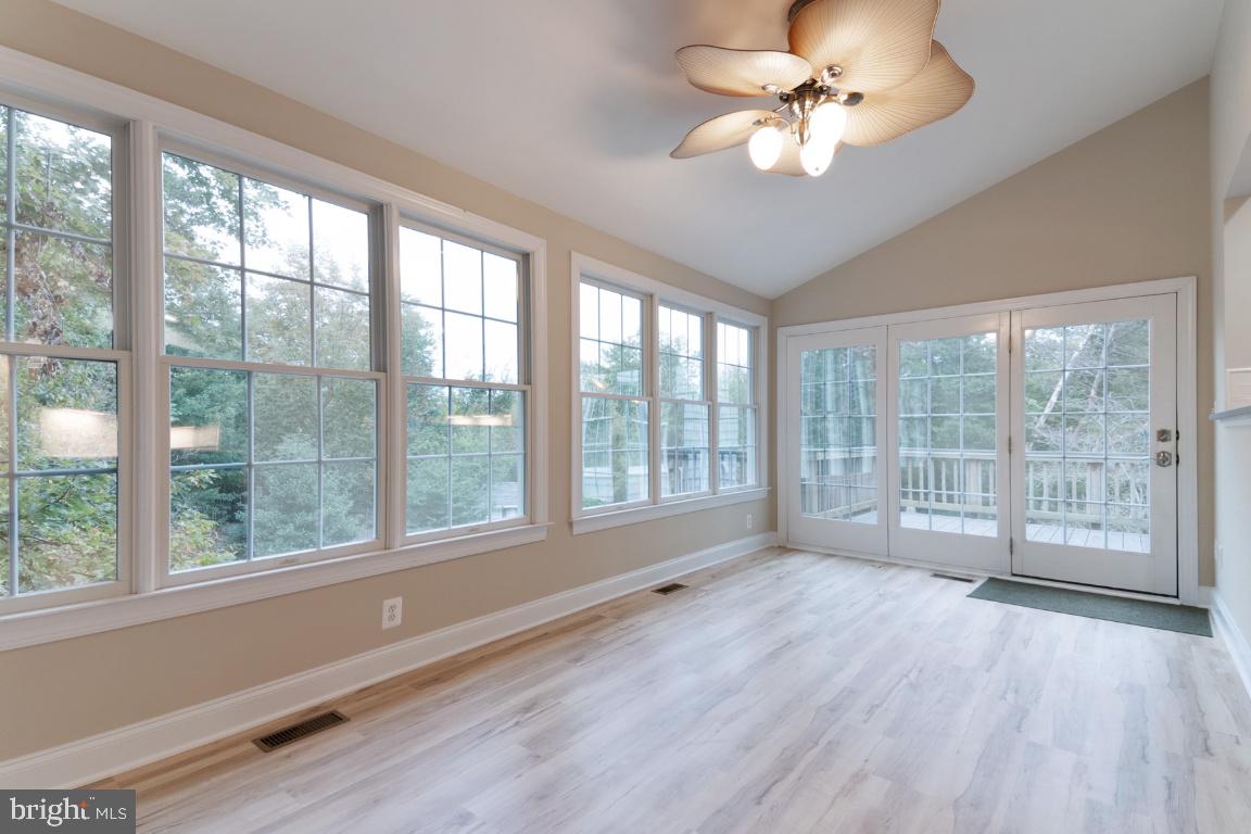 SOUTH RIDING - Residential