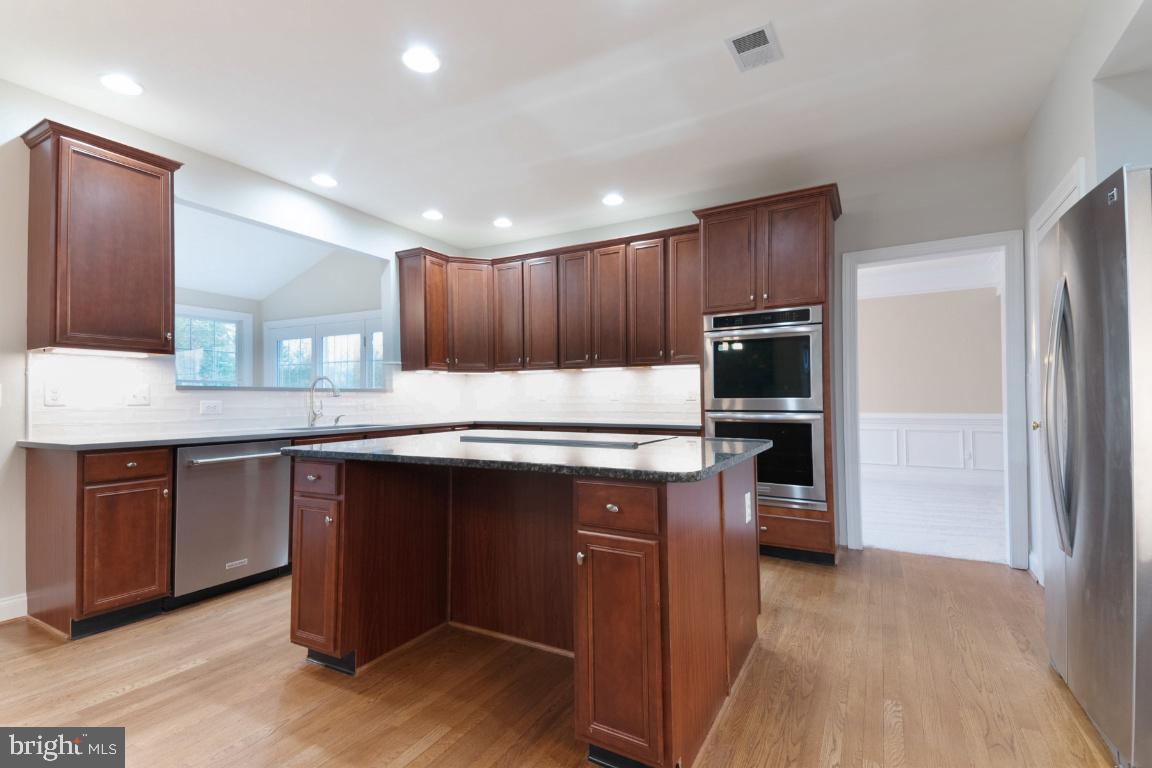 SOUTH RIDING - Residential