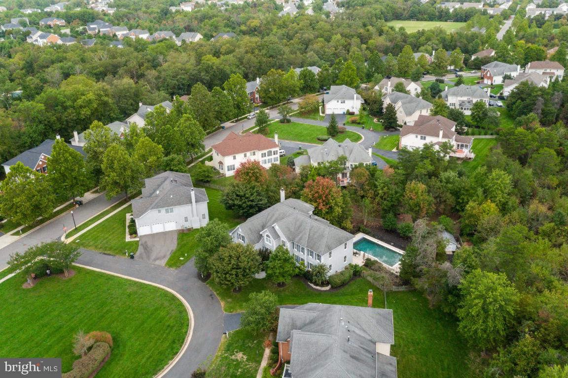 SOUTH RIDING - Residential