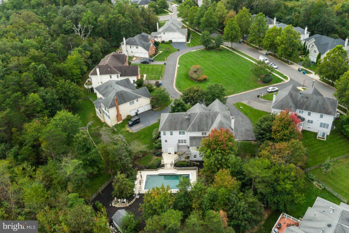 SOUTH RIDING - Residential