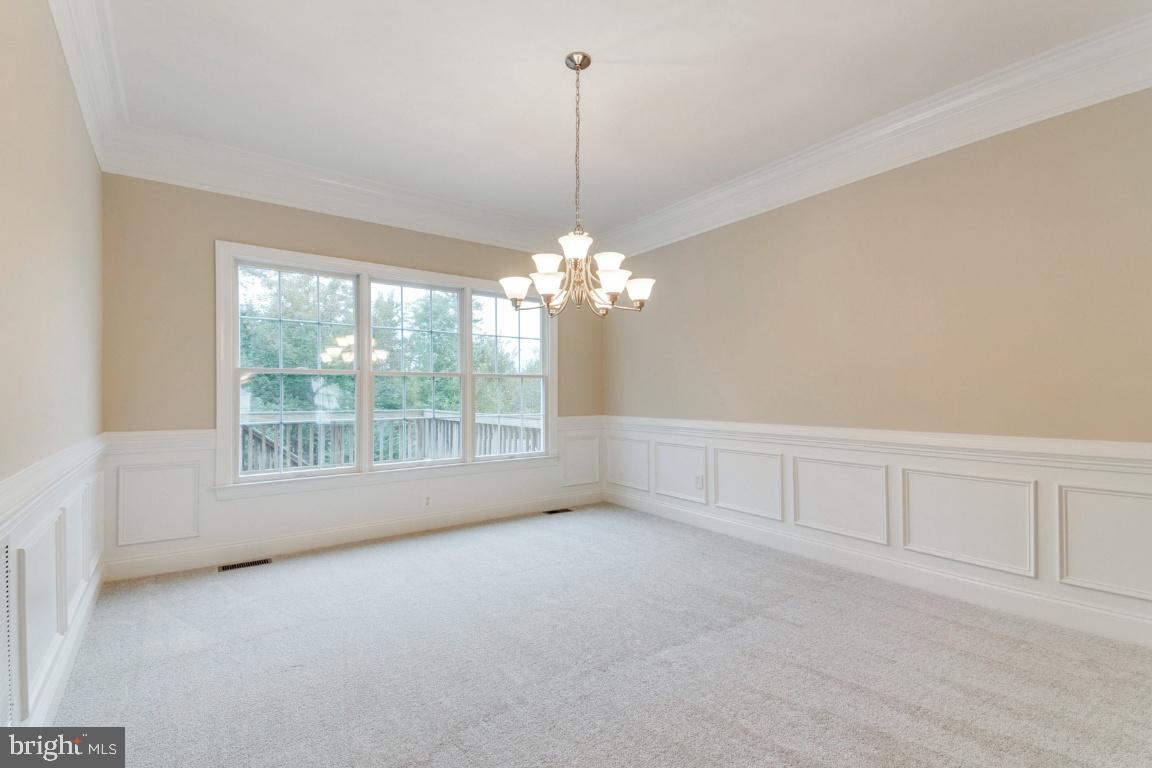 SOUTH RIDING - Residential