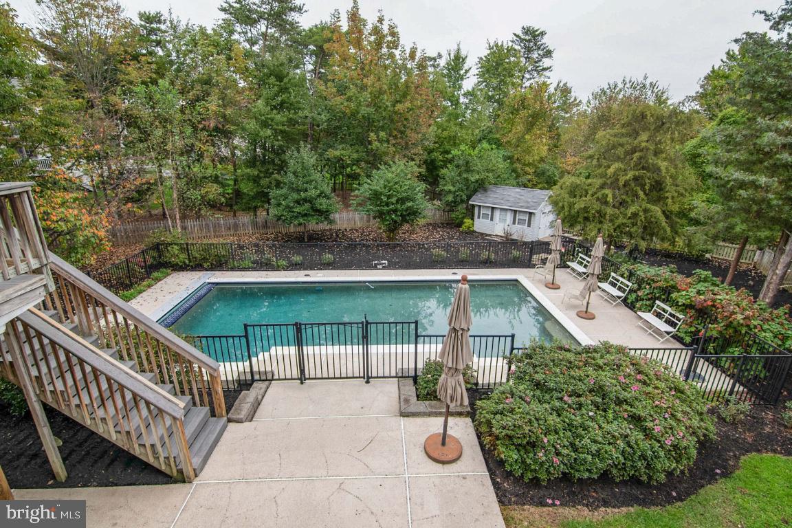 SOUTH RIDING - Residential