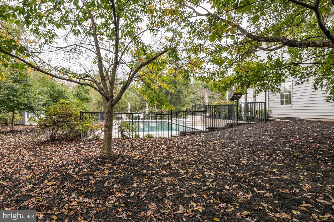 SOUTH RIDING - Residential