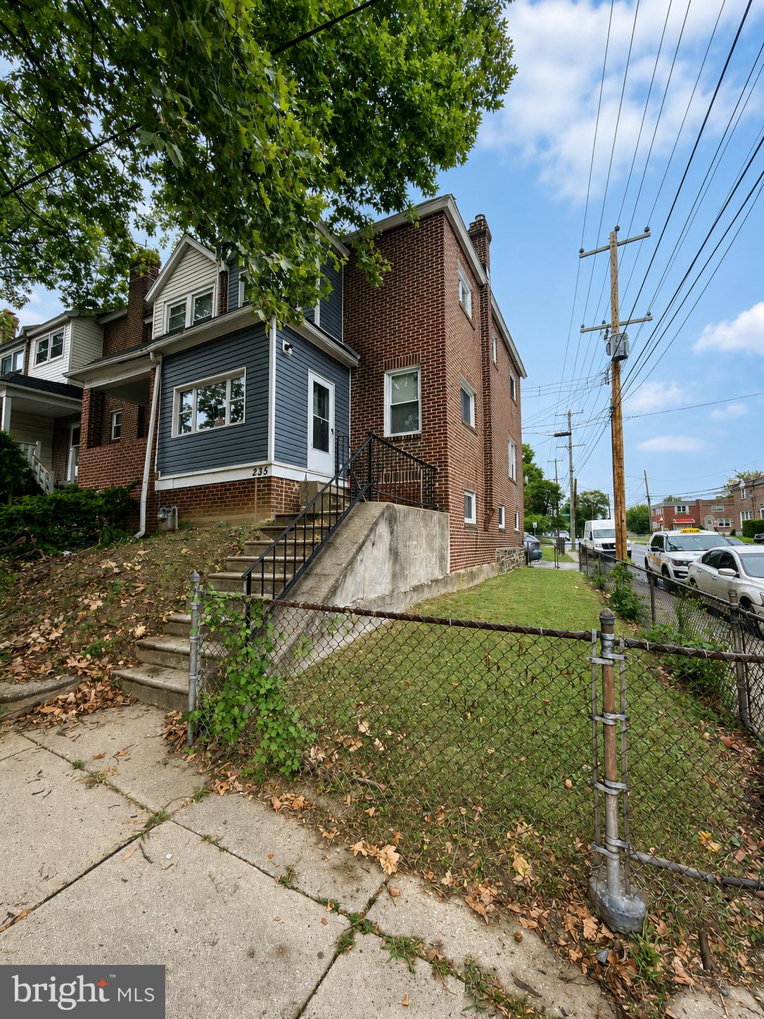 235 LAUREL ROAD