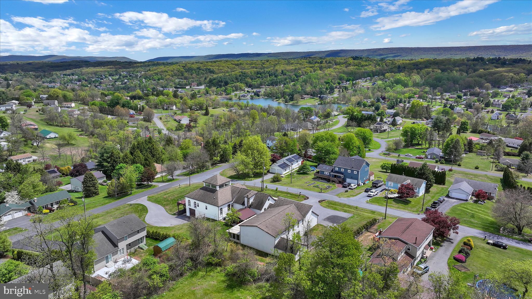 LAKE WYNONAH - Residential