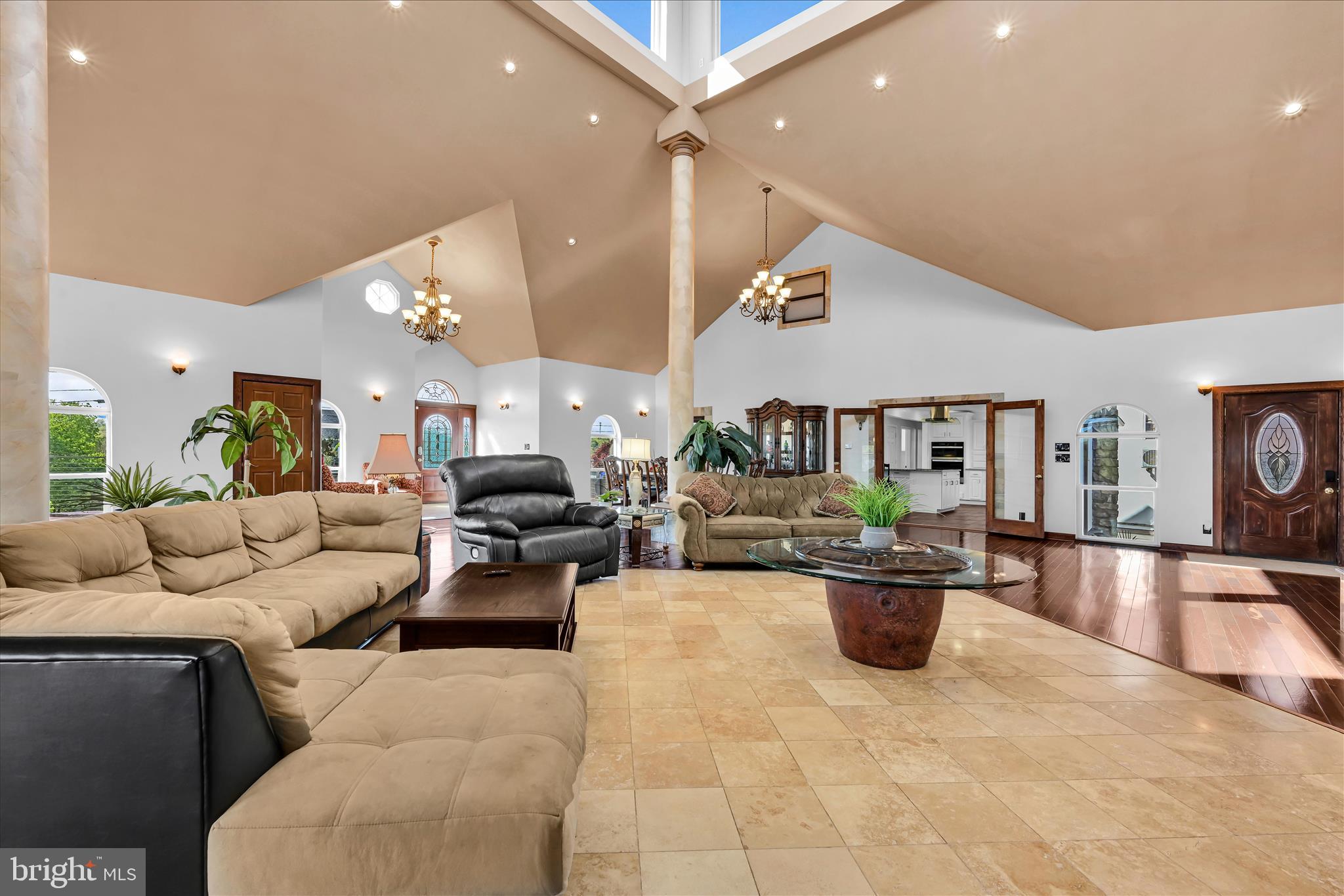 LAKE WYNONAH - Residential