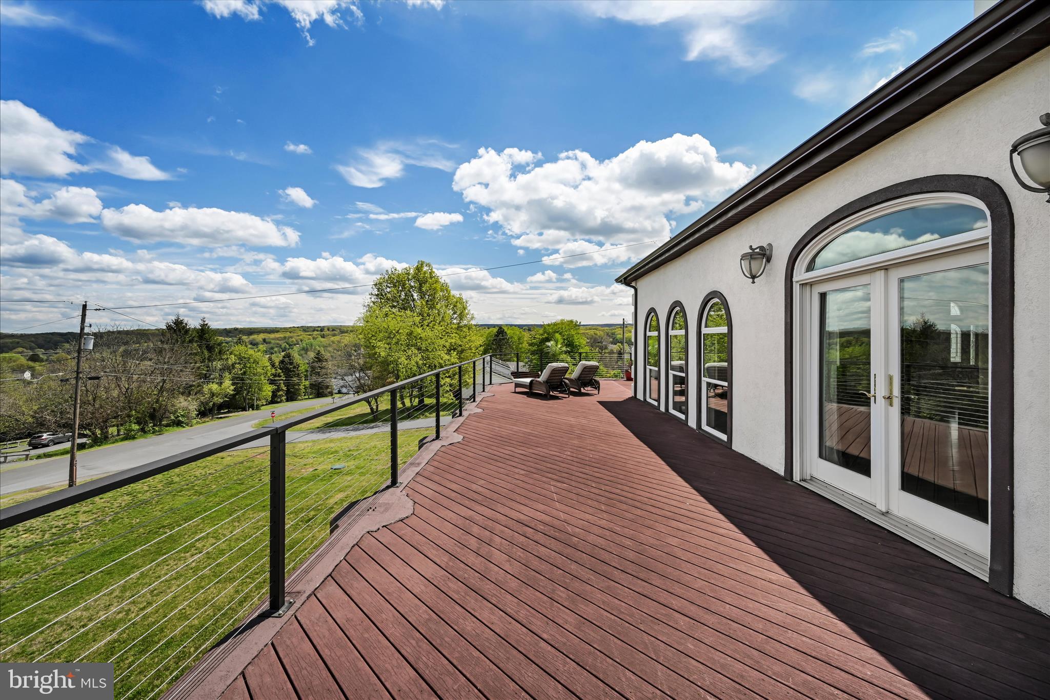 LAKE WYNONAH - Residential