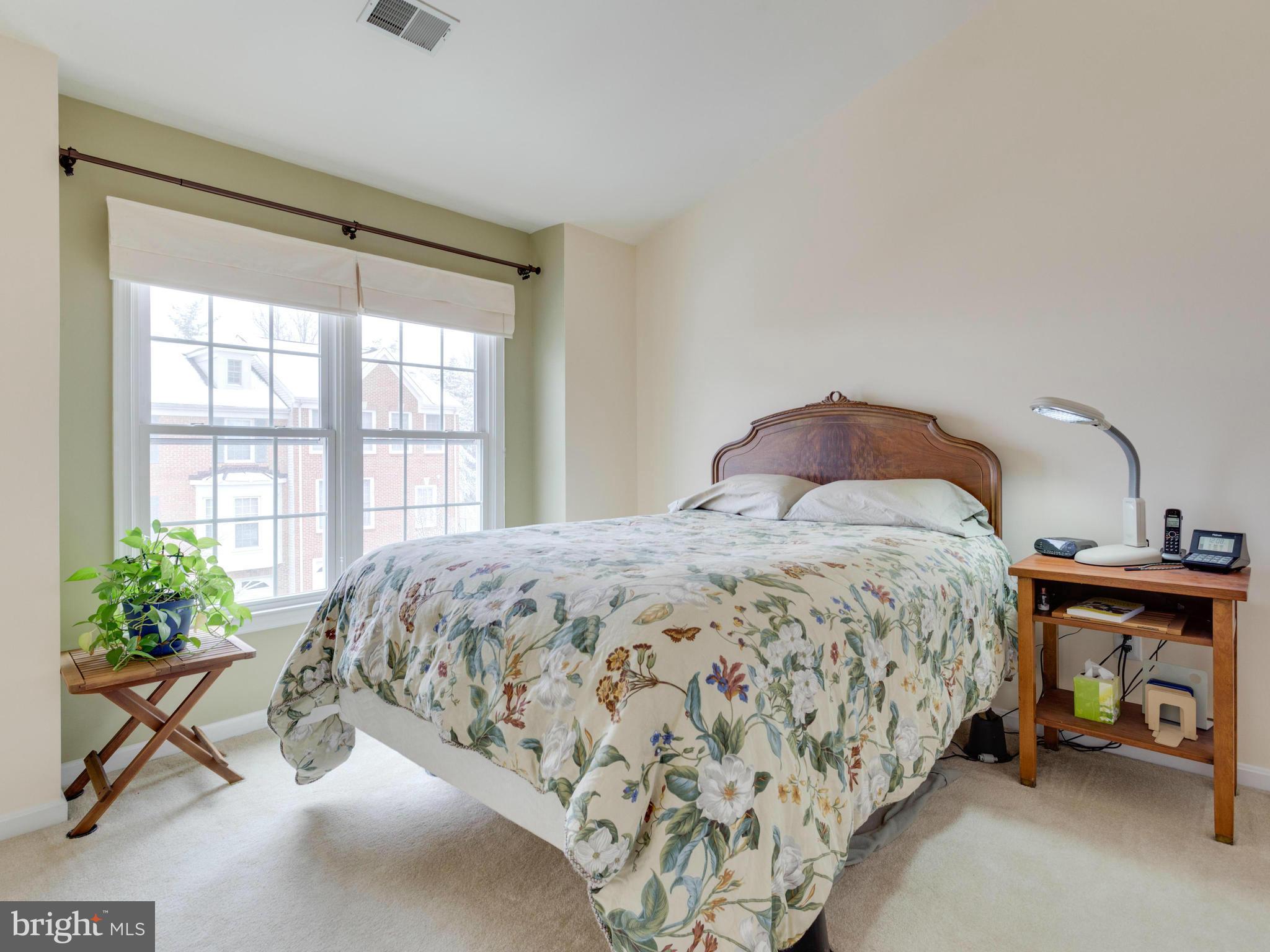 DAVENTRY PARK MILTON - Residential