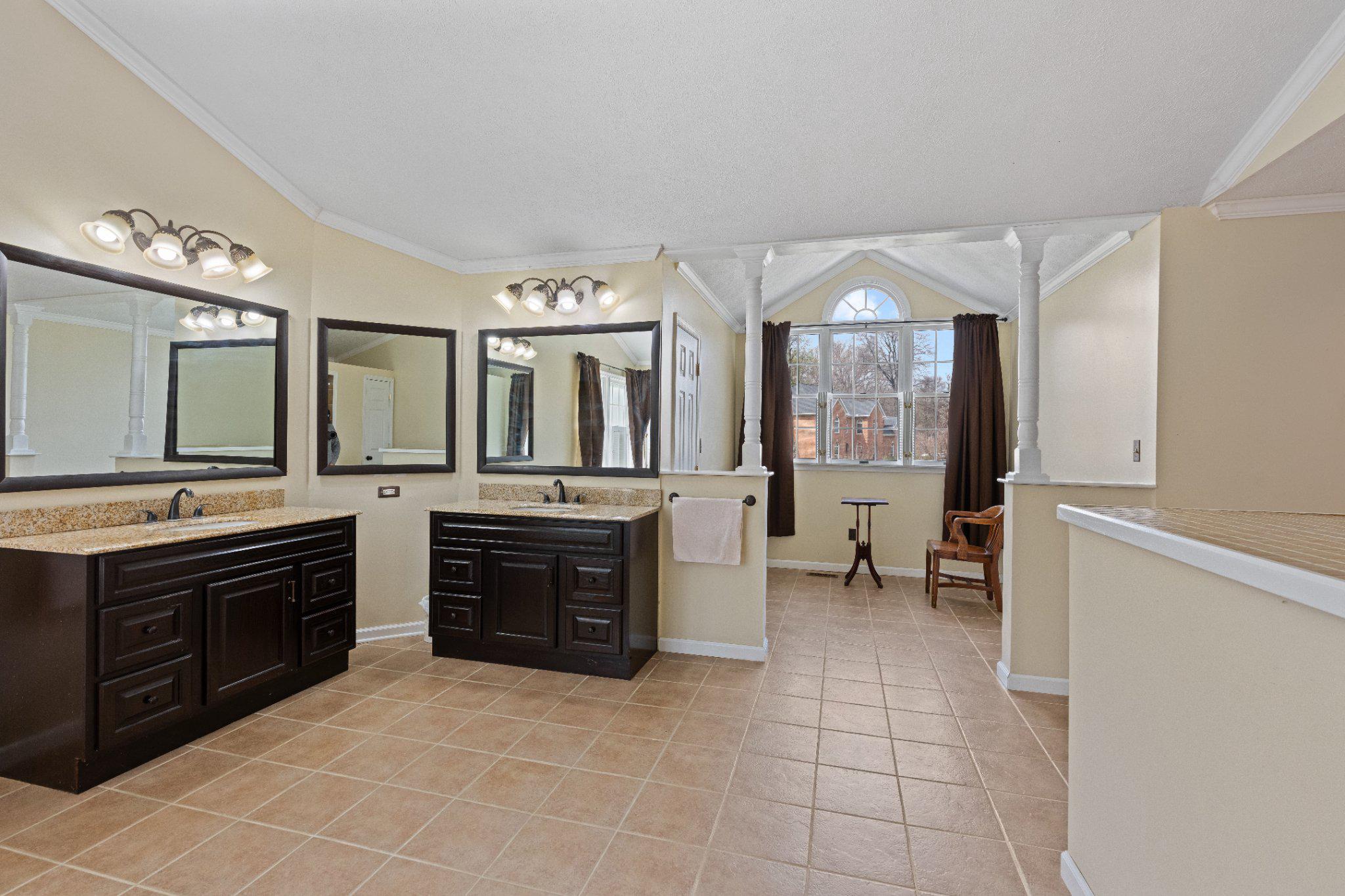 COOL MEADOW FARMS - Residential