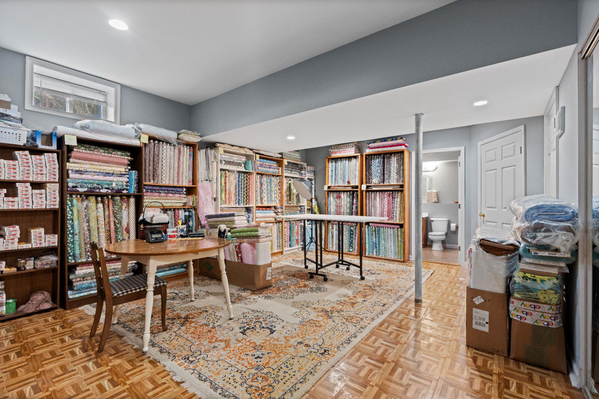 COOL MEADOW FARMS - Residential