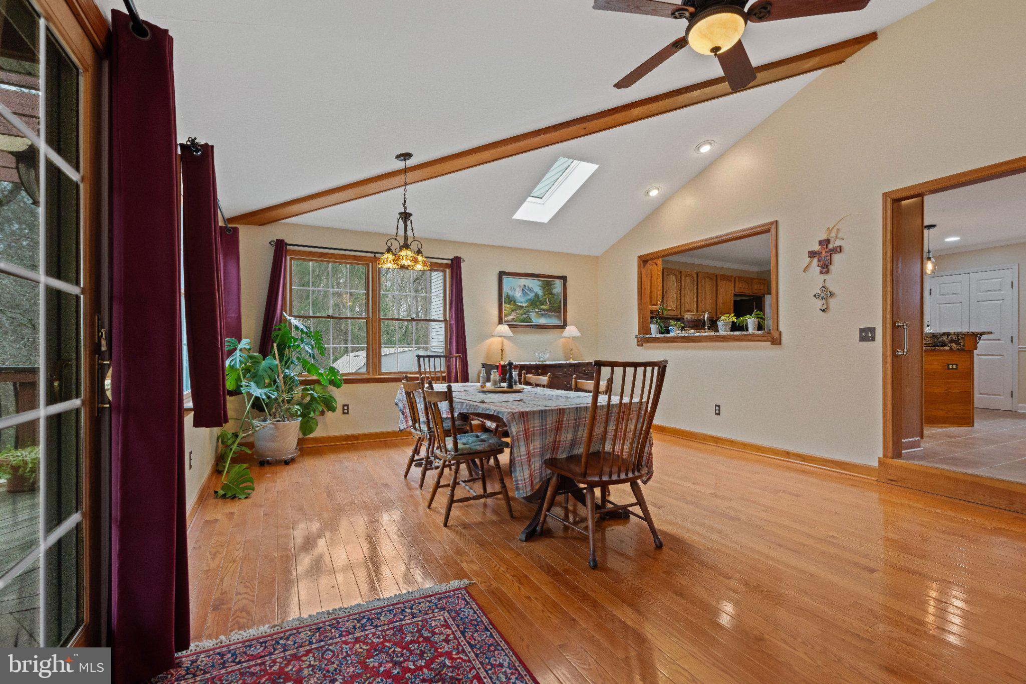 COOL MEADOW FARMS - Residential