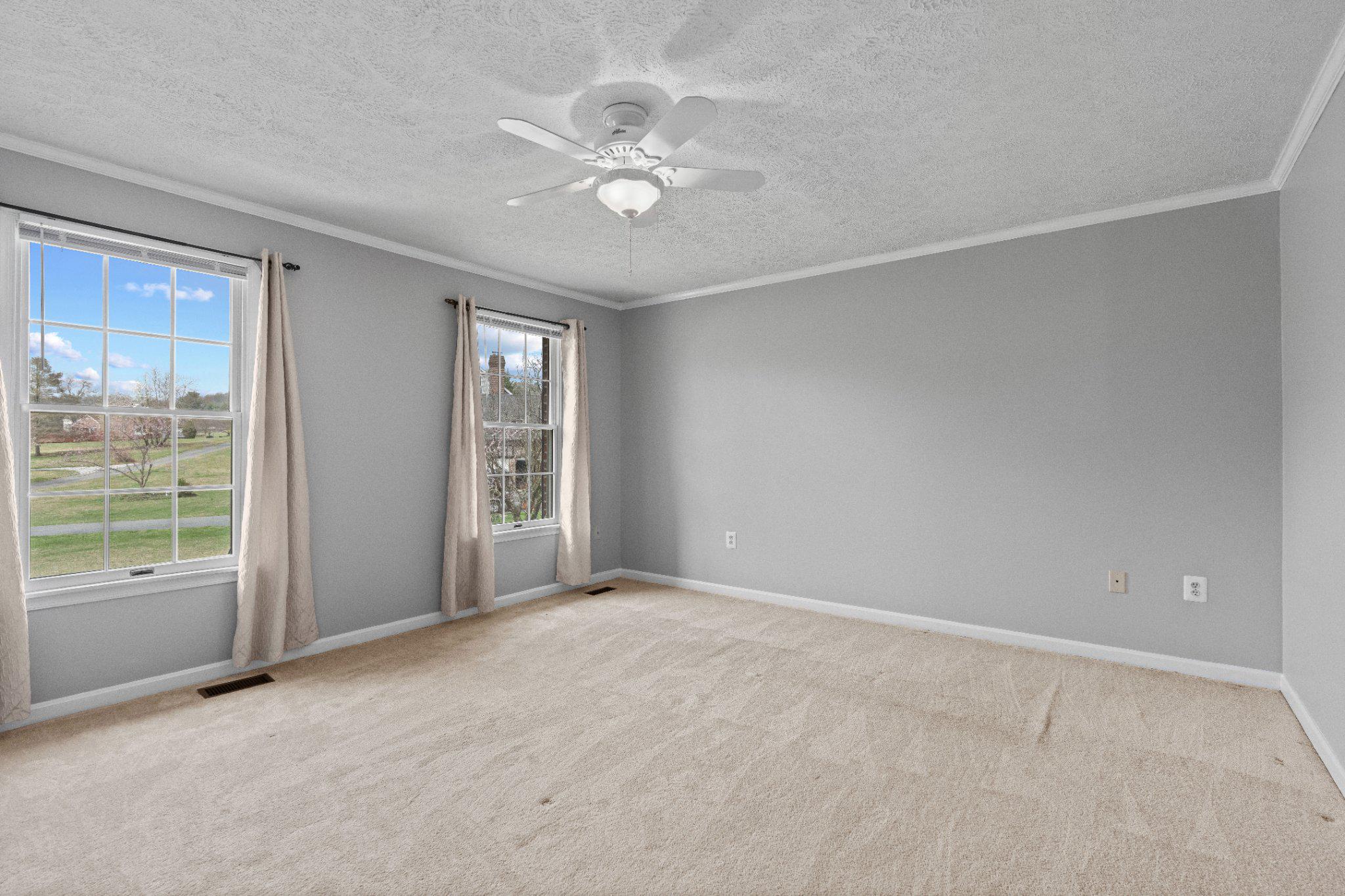 COOL MEADOW FARMS - Residential