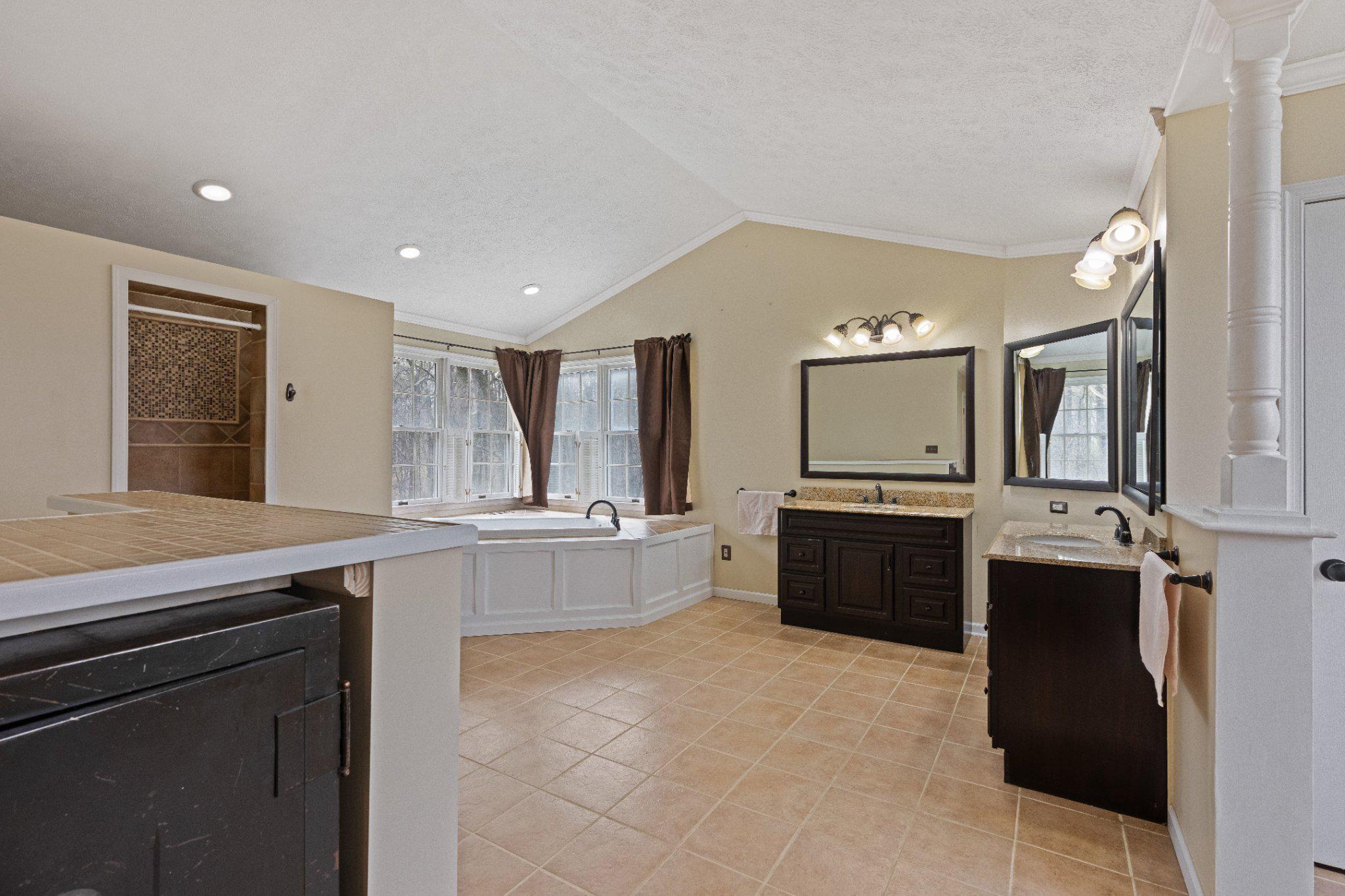 COOL MEADOW FARMS - Residential