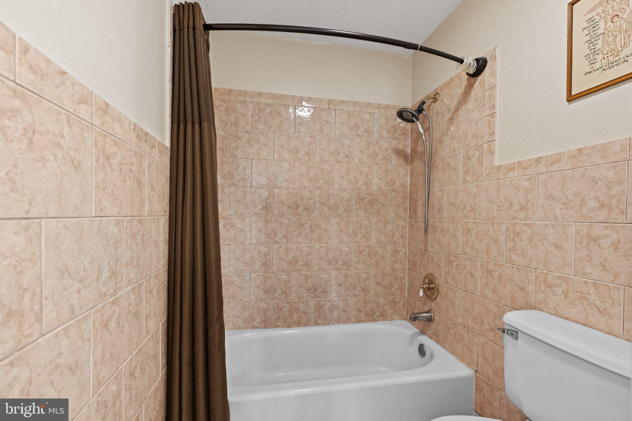 COOL MEADOW FARMS - Residential