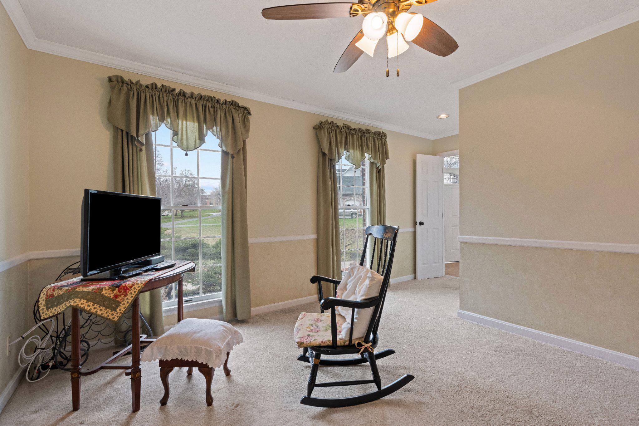 COOL MEADOW FARMS - Residential