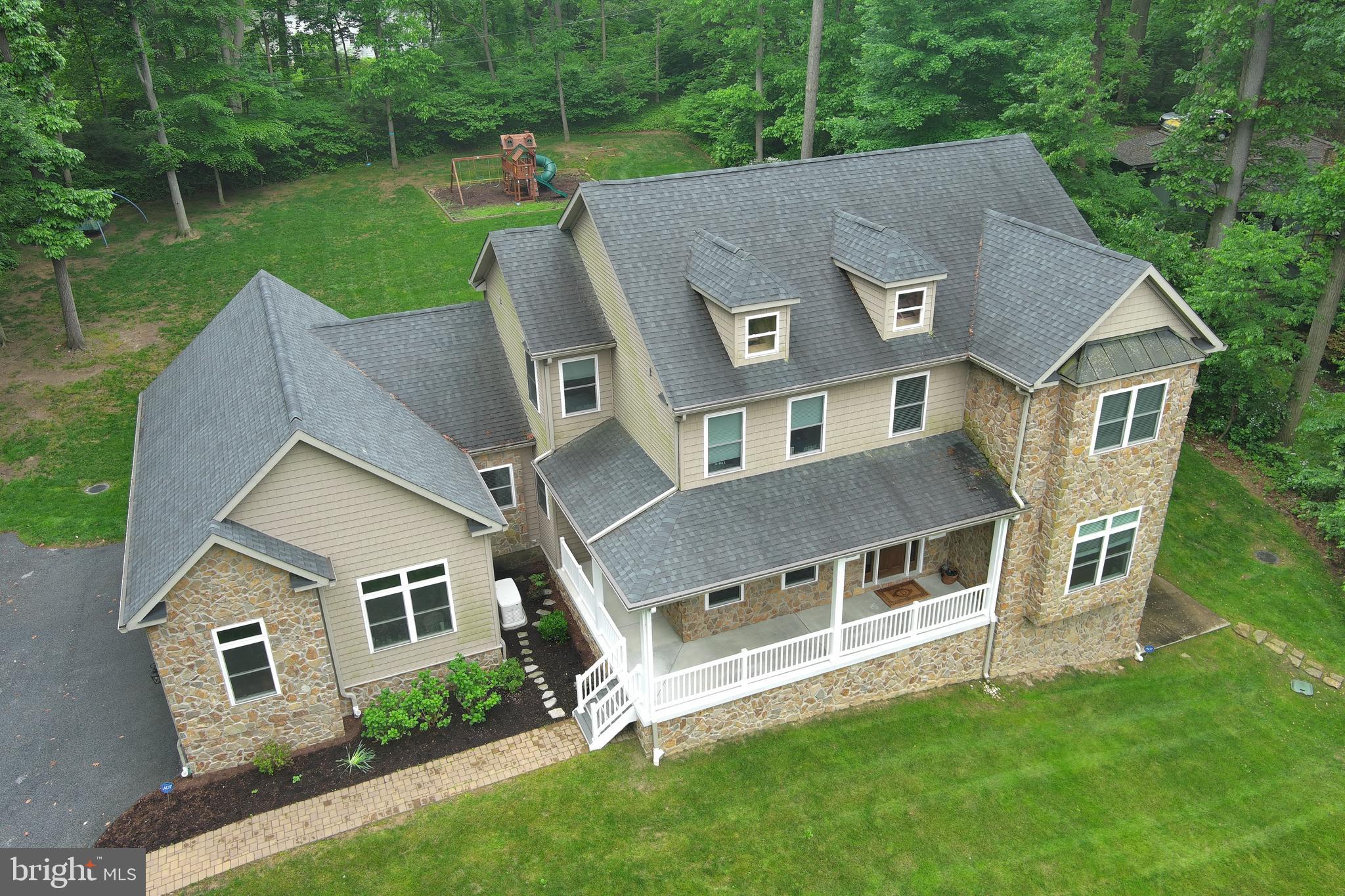 CEDARCROFT - Residential