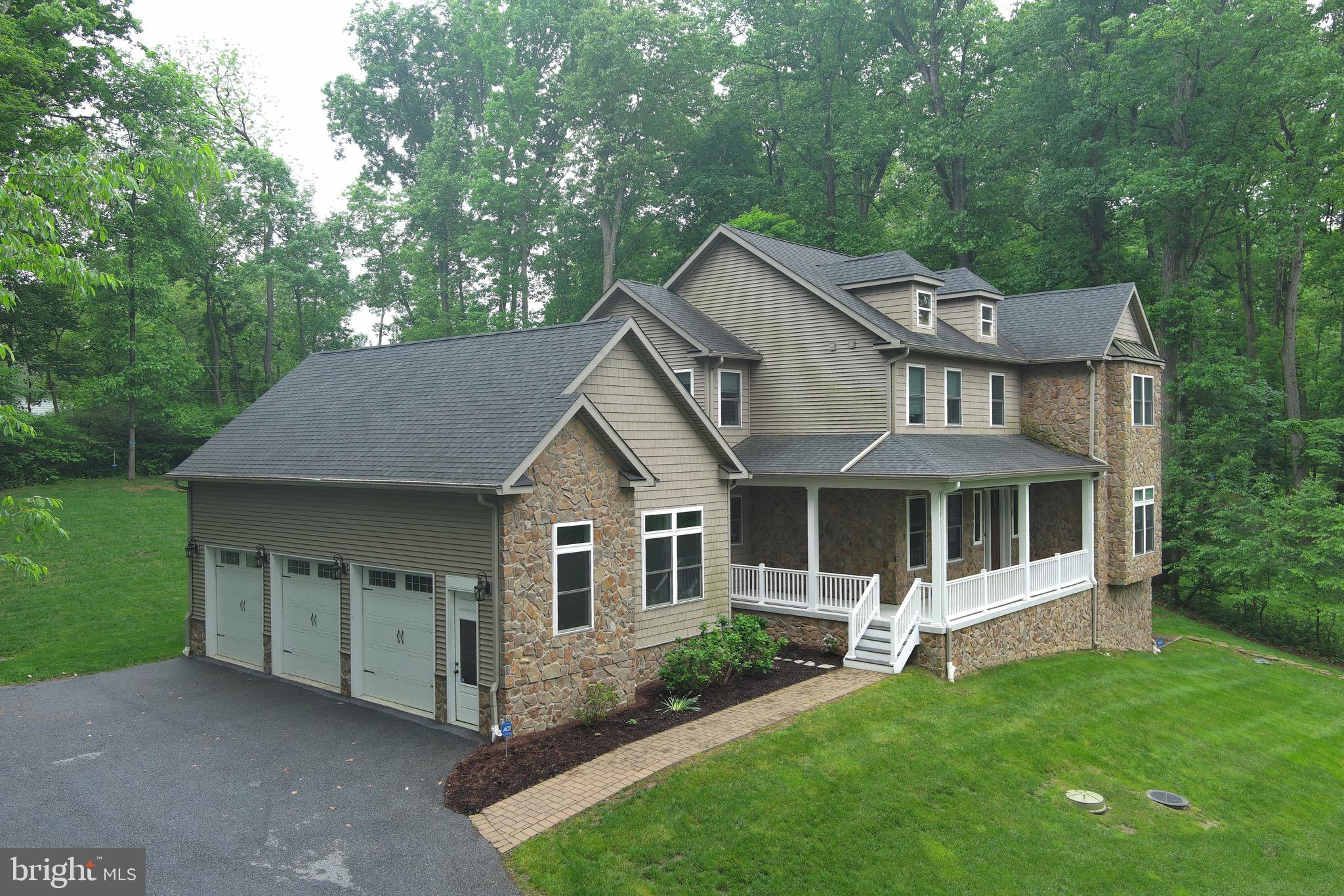 CEDARCROFT - Residential