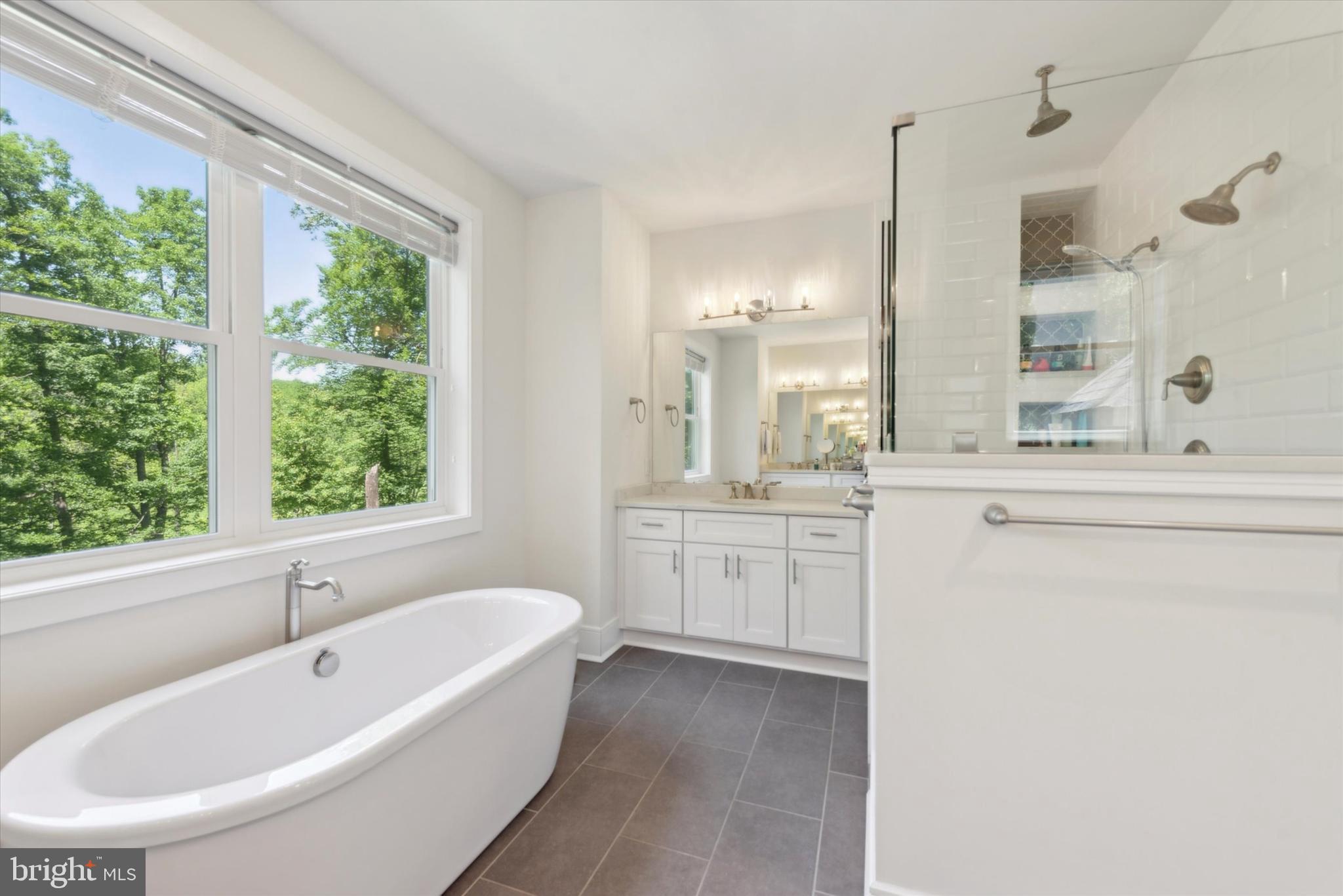 CEDARCROFT - Residential