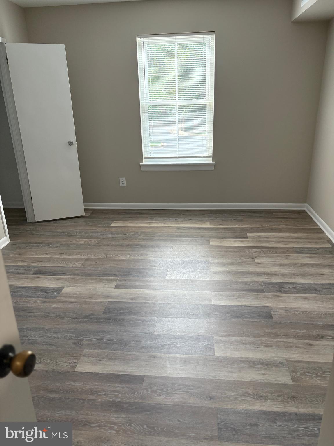 SHADOWOOD - Residential Lease