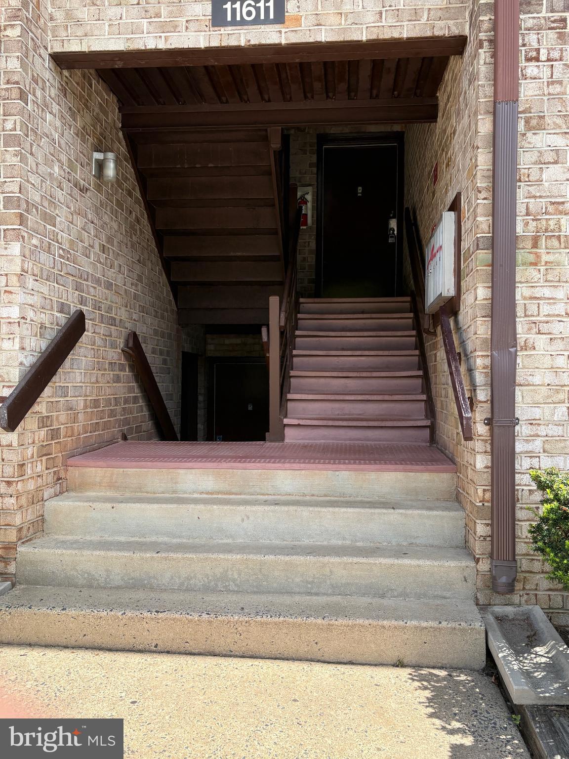 SHADOWOOD - Residential Lease